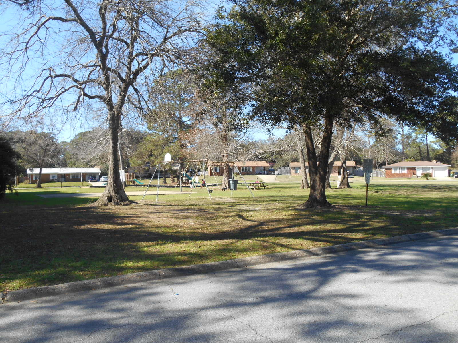 OAKLAND HEIGHTS - Residential