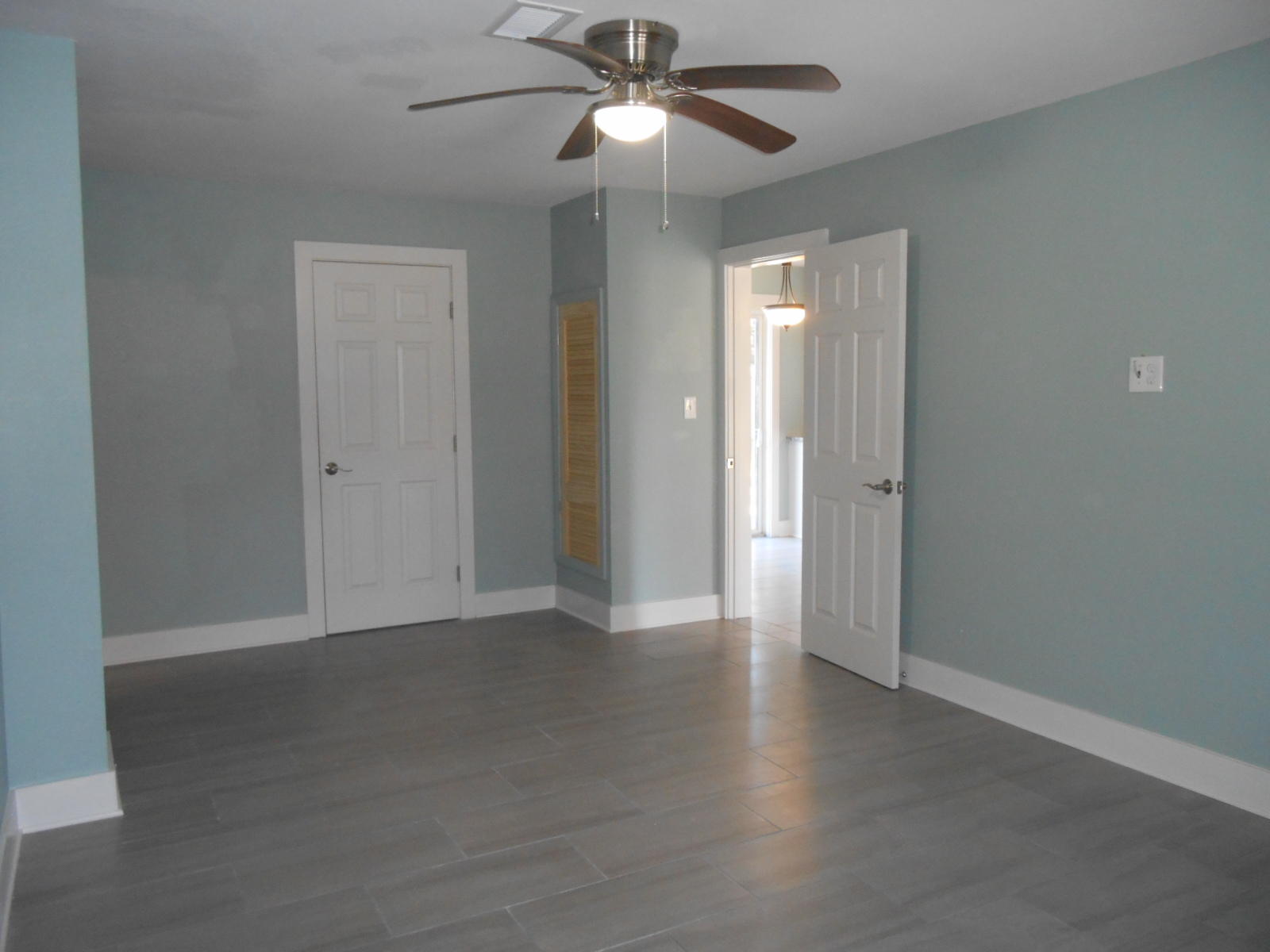 OAKLAND HEIGHTS - Residential