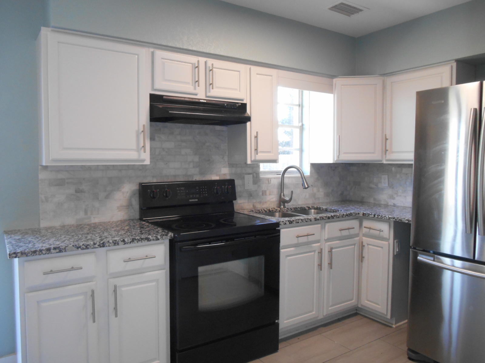 OAKLAND HEIGHTS - Residential