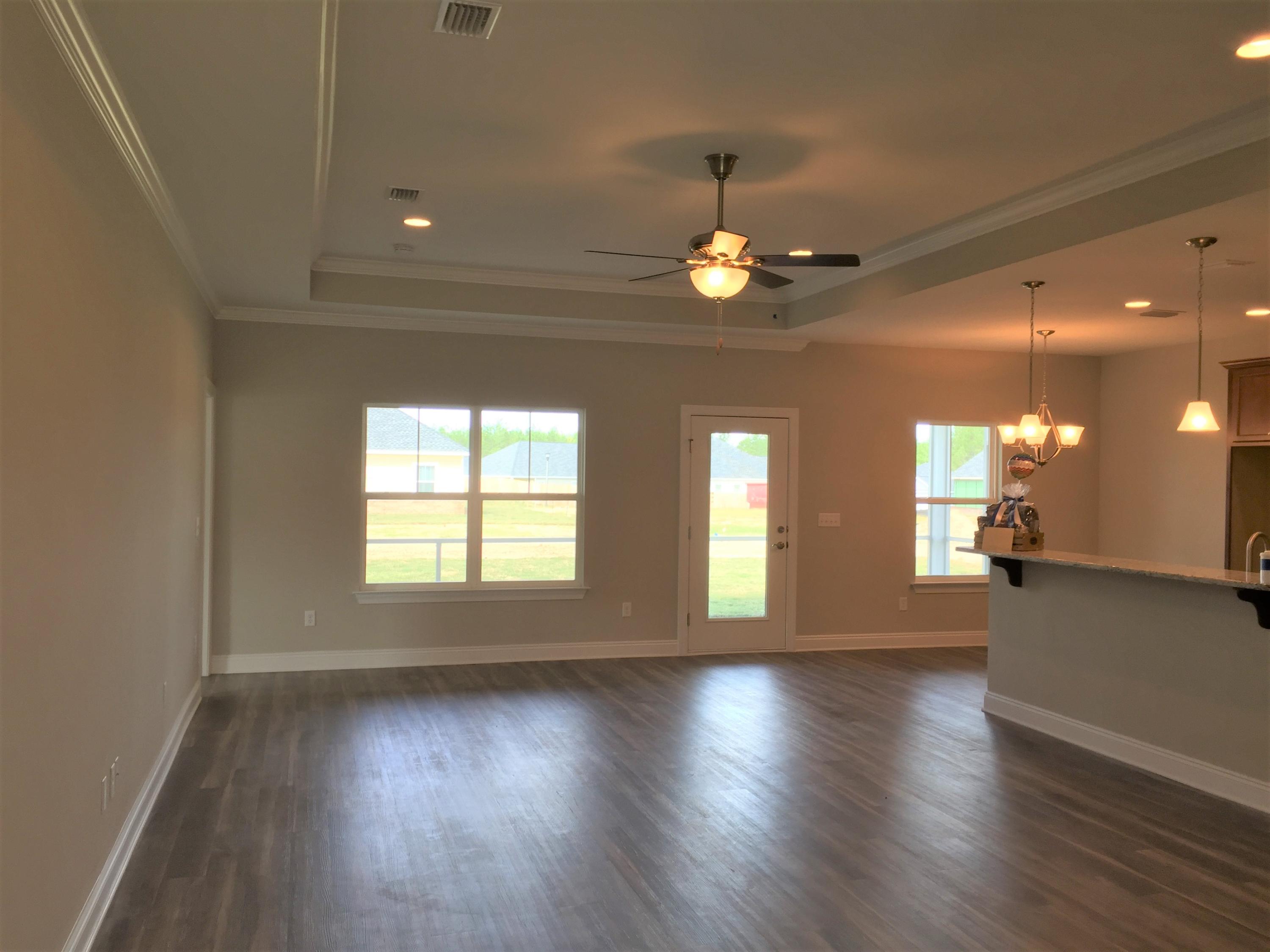 Cross Creek Estates - Residential