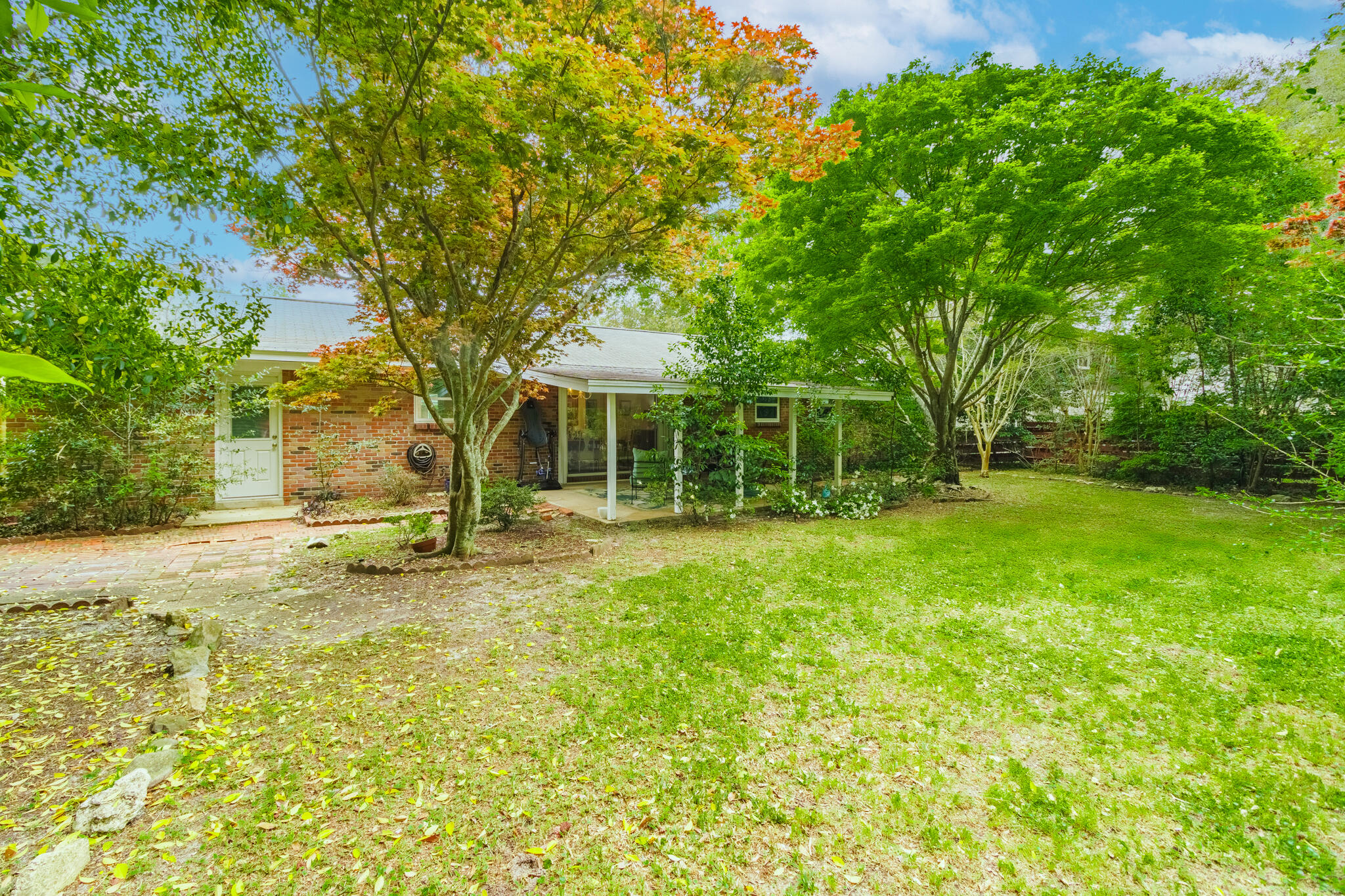 2ND ADD COLONY EST - Residential