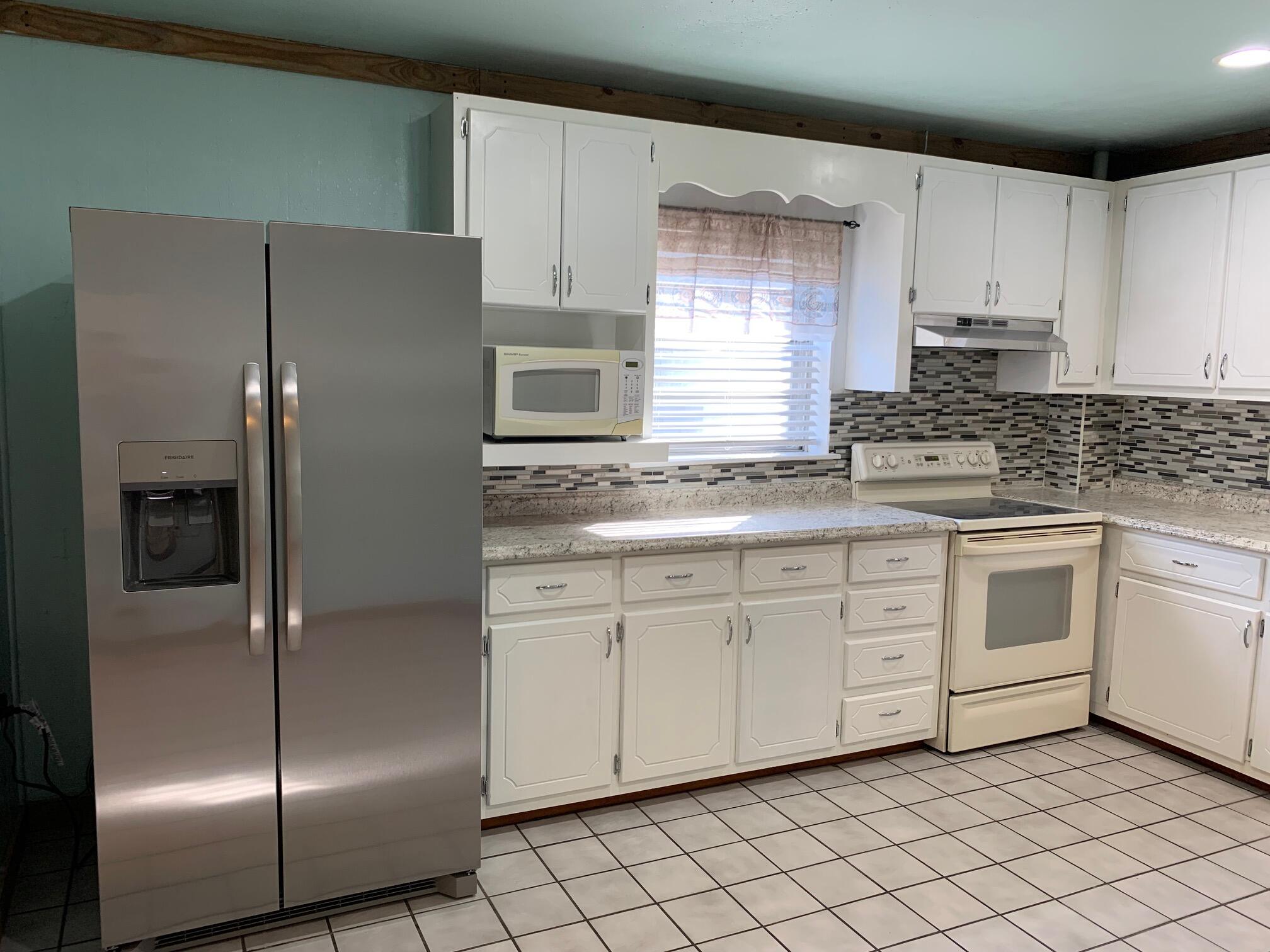 TOWER ACRES - Residential Lease