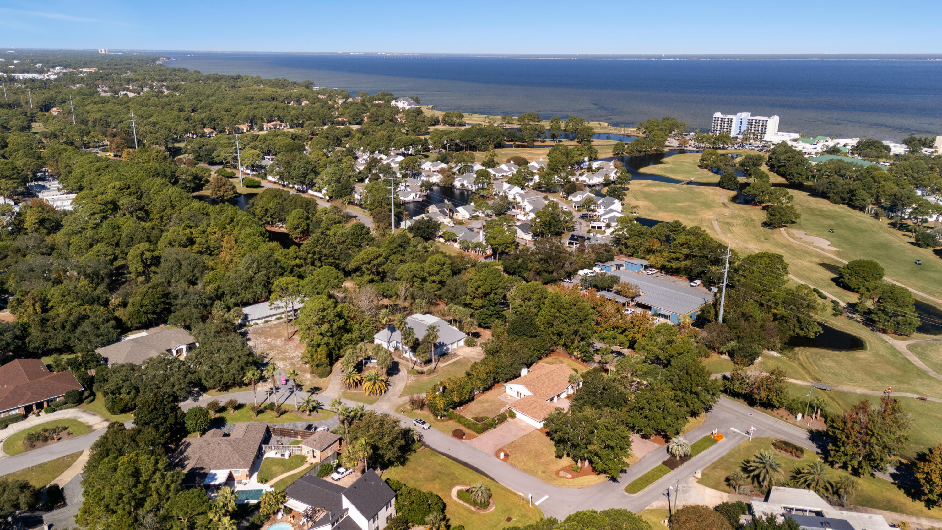 SANDESTIN ESTATES - Residential