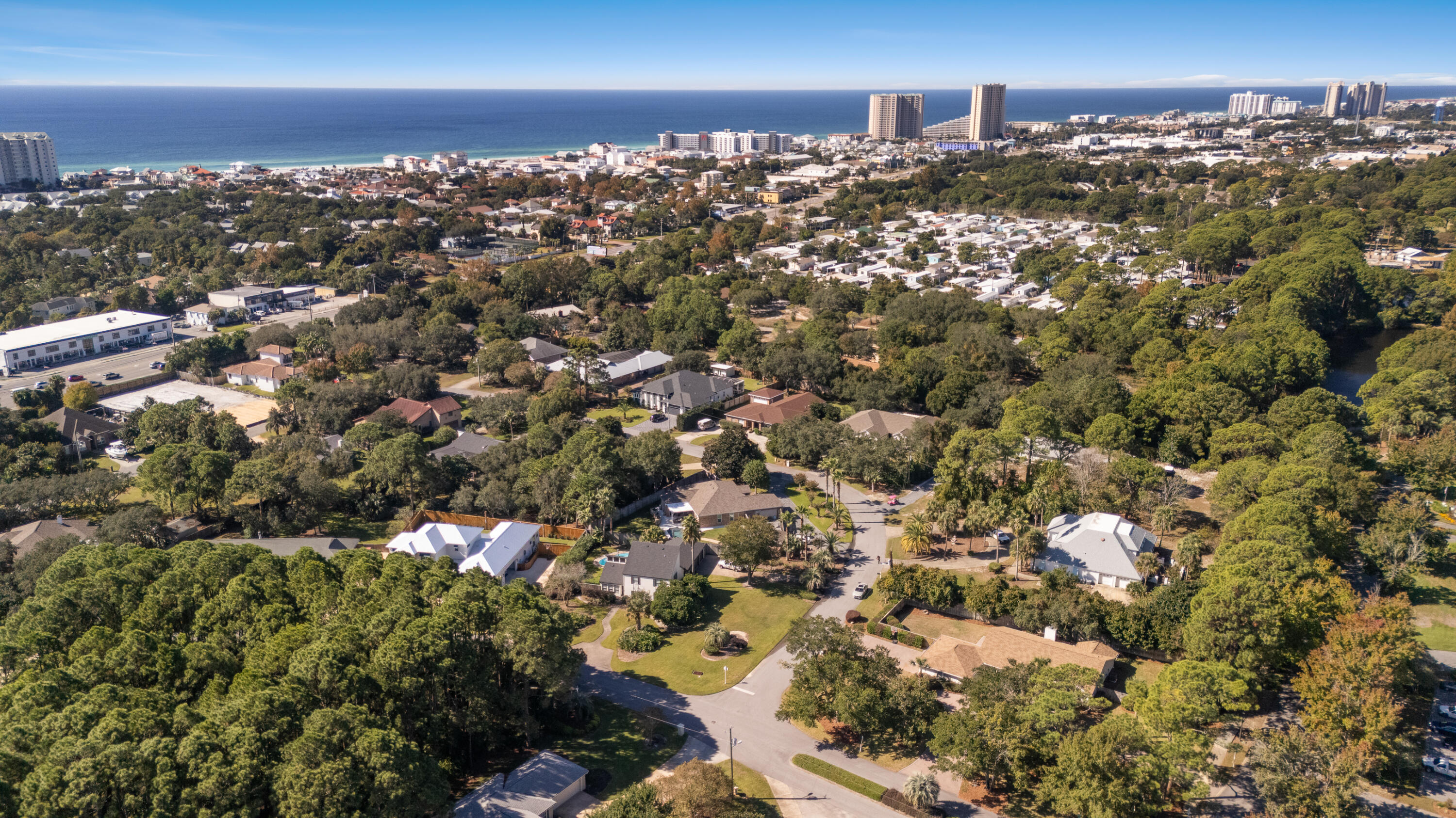 SANDESTIN ESTATES - Residential