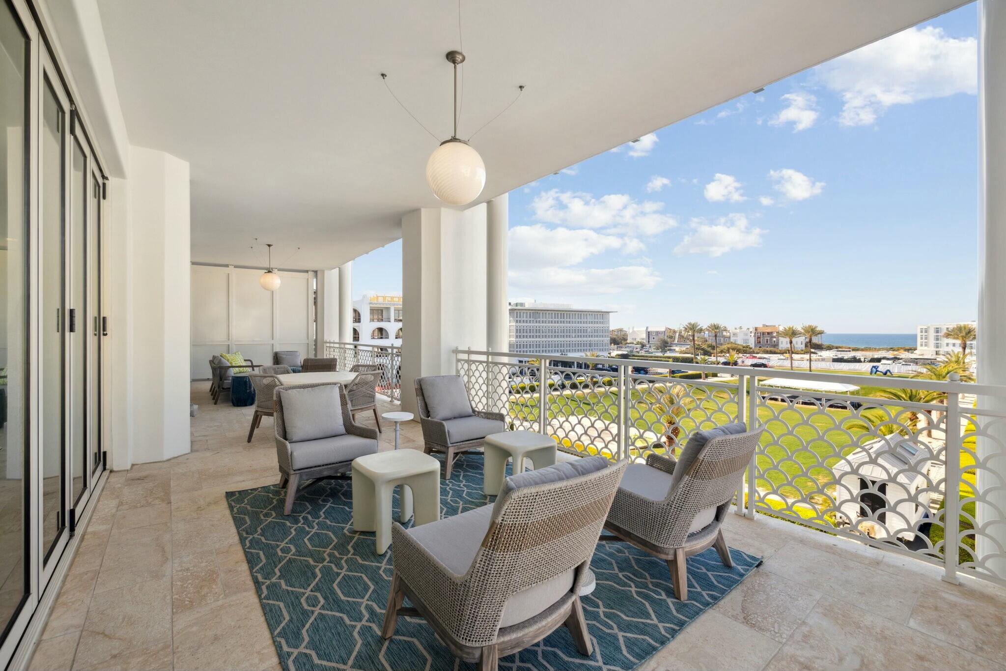 ALYS BEACH - Residential