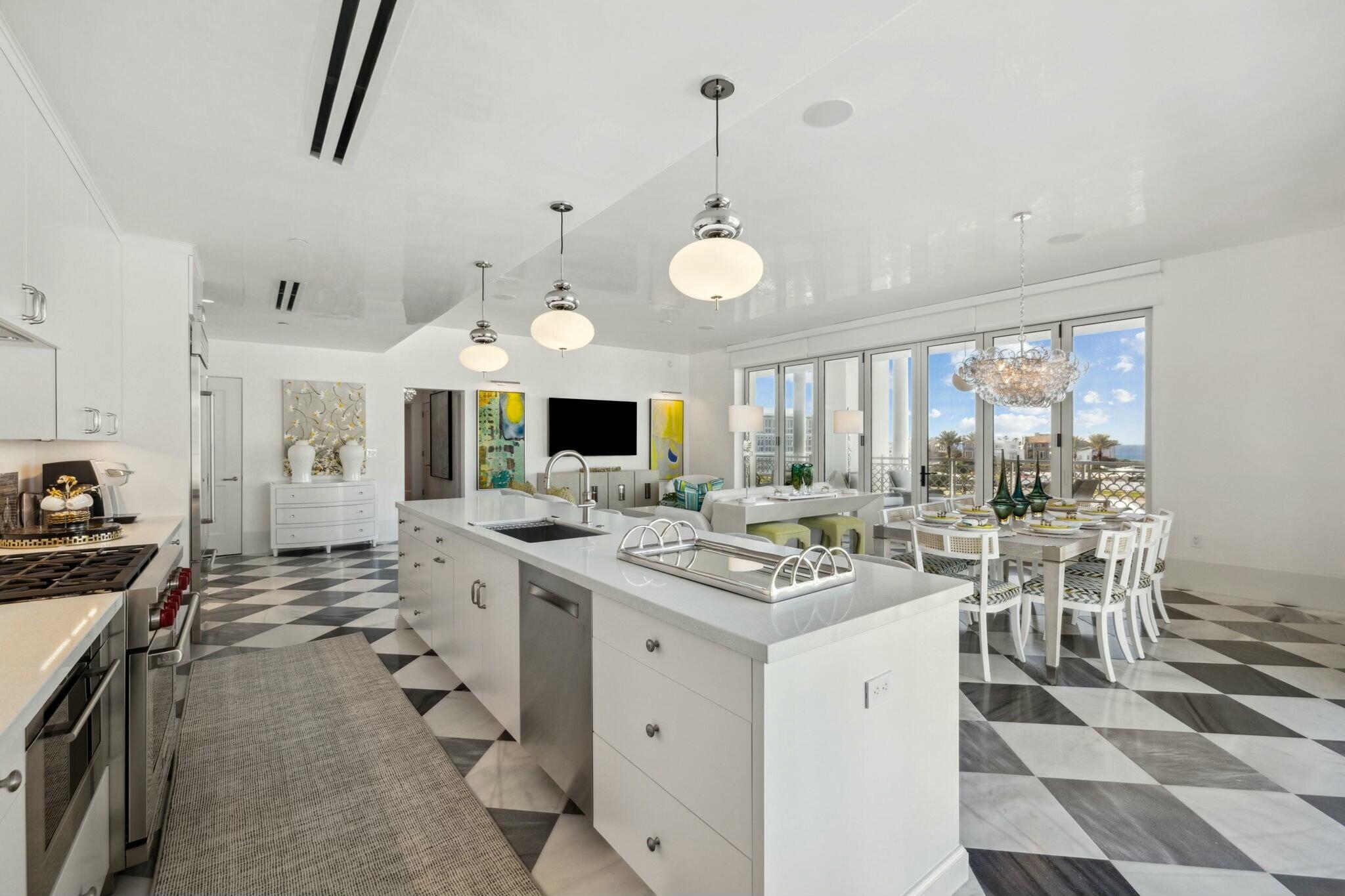 ALYS BEACH - Residential