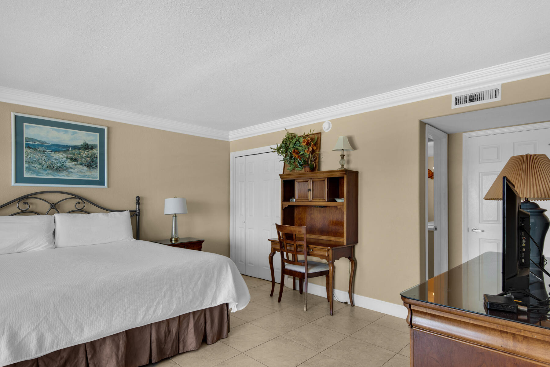 BREAKERS EAST CONDO - Residential