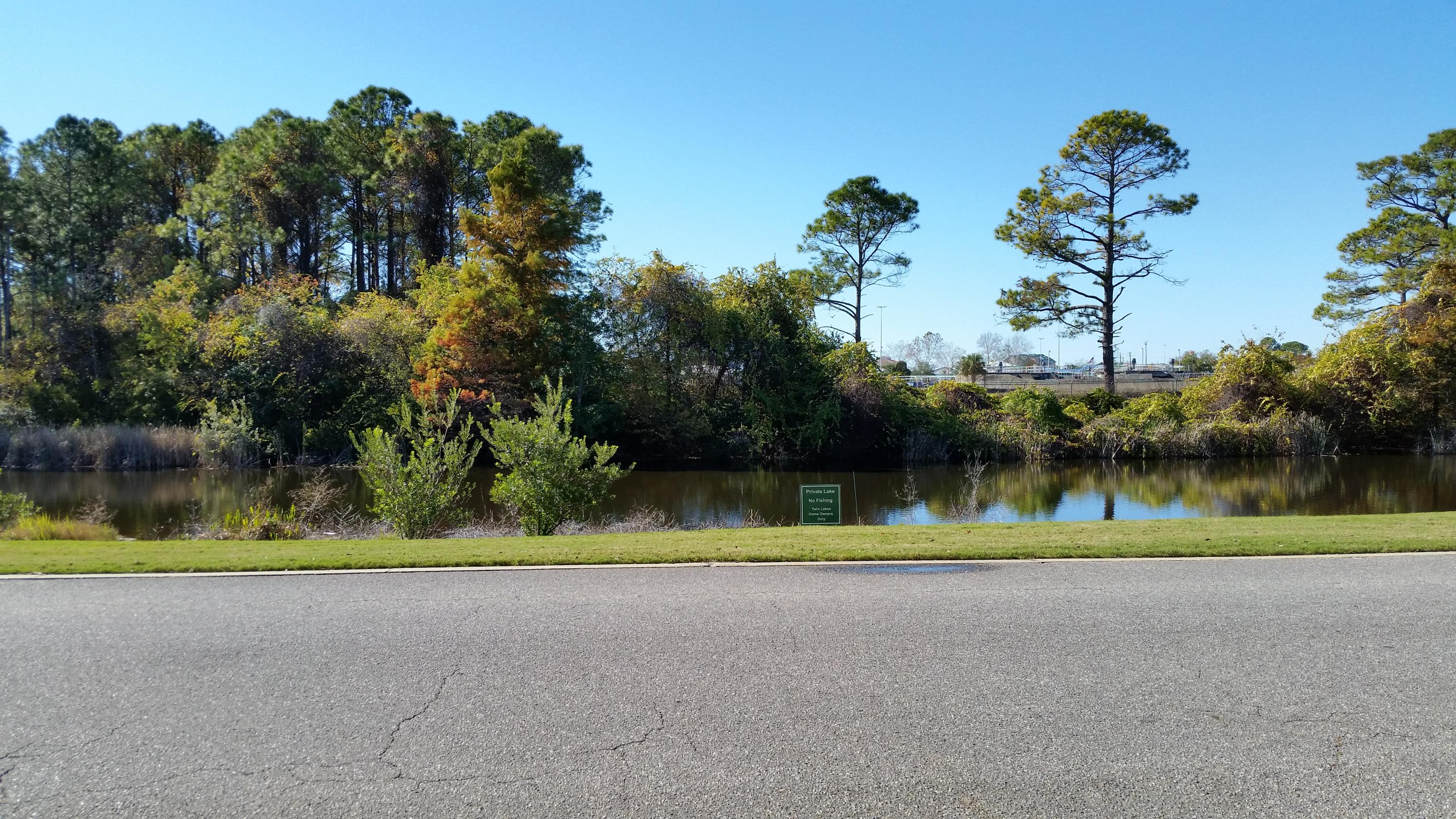 TWIN LAKES TOWNHOMES PH 2 - Residential