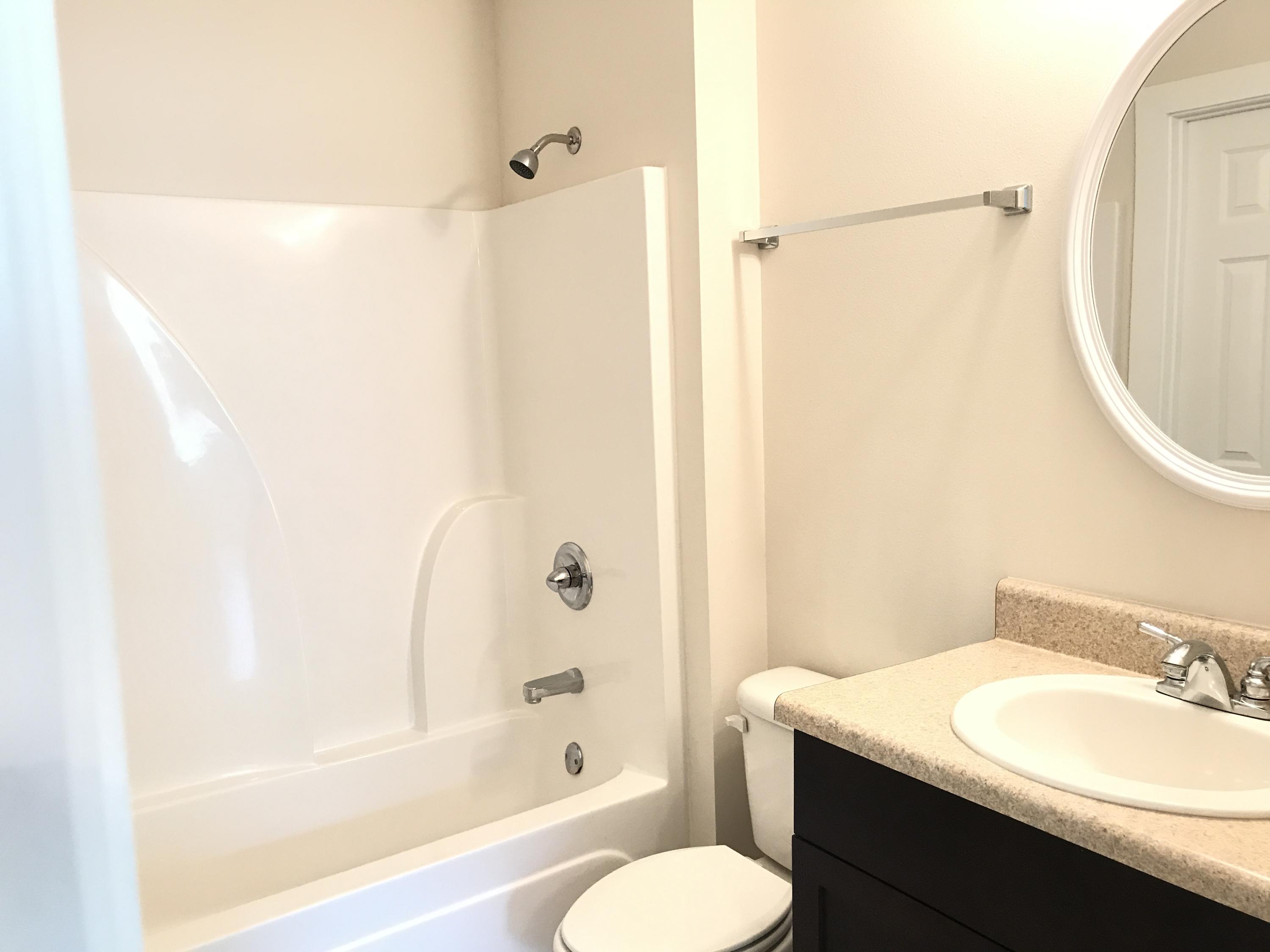 ADAMS-POWELL LOT 23 BLK E - Residential Lease