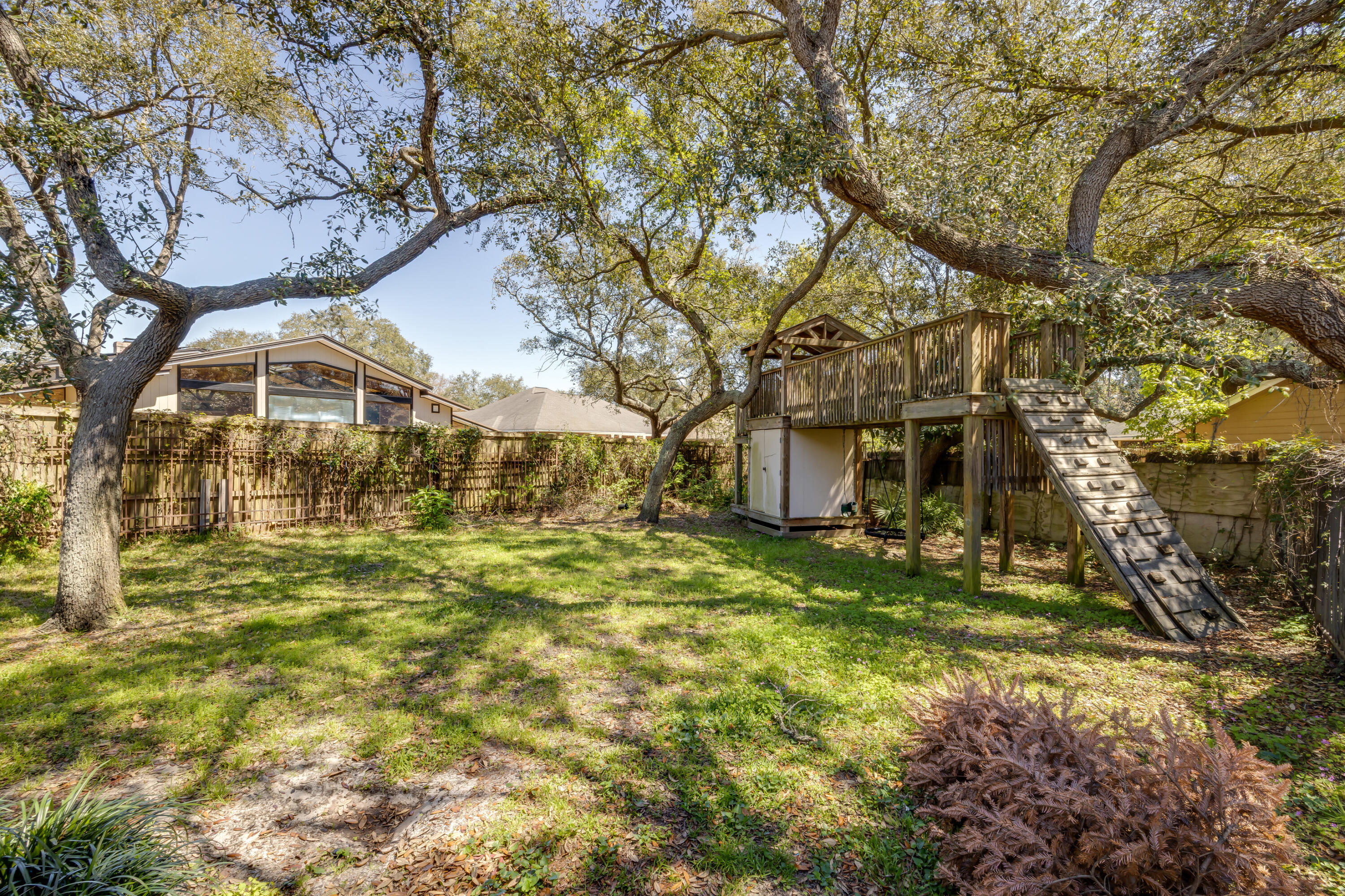 INDIAN BAYOU - Residential