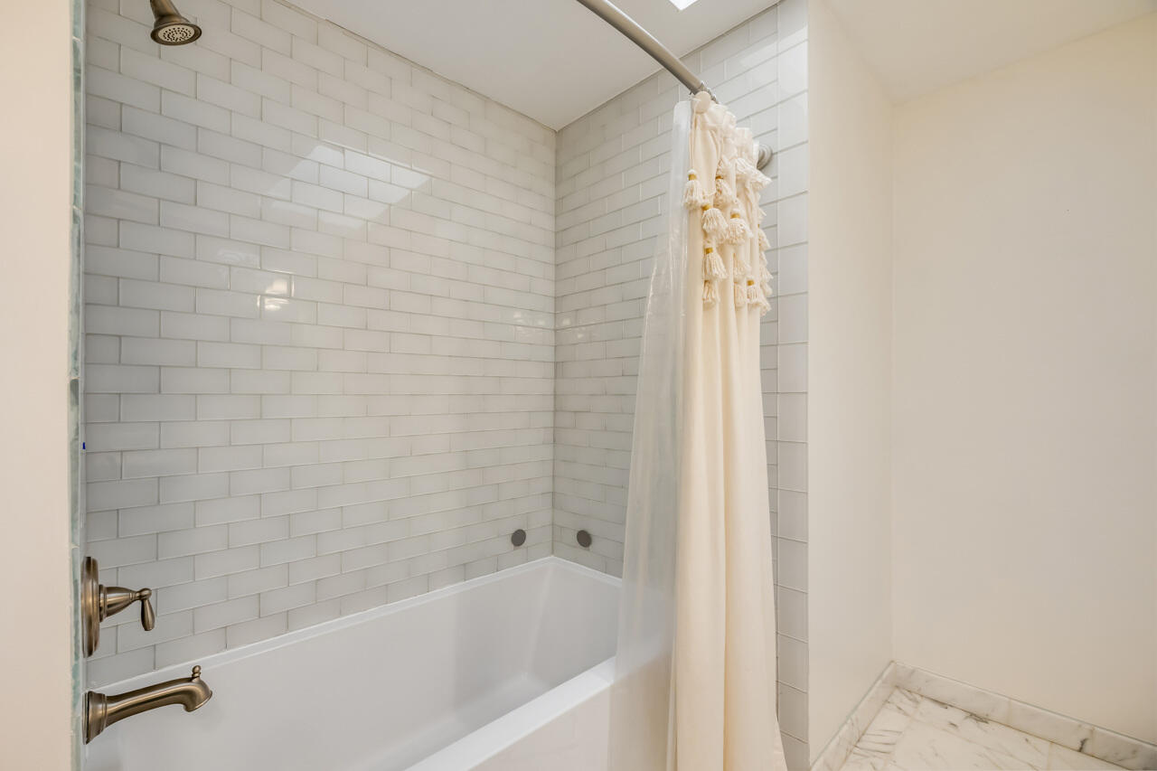 INDIAN BAYOU - Residential