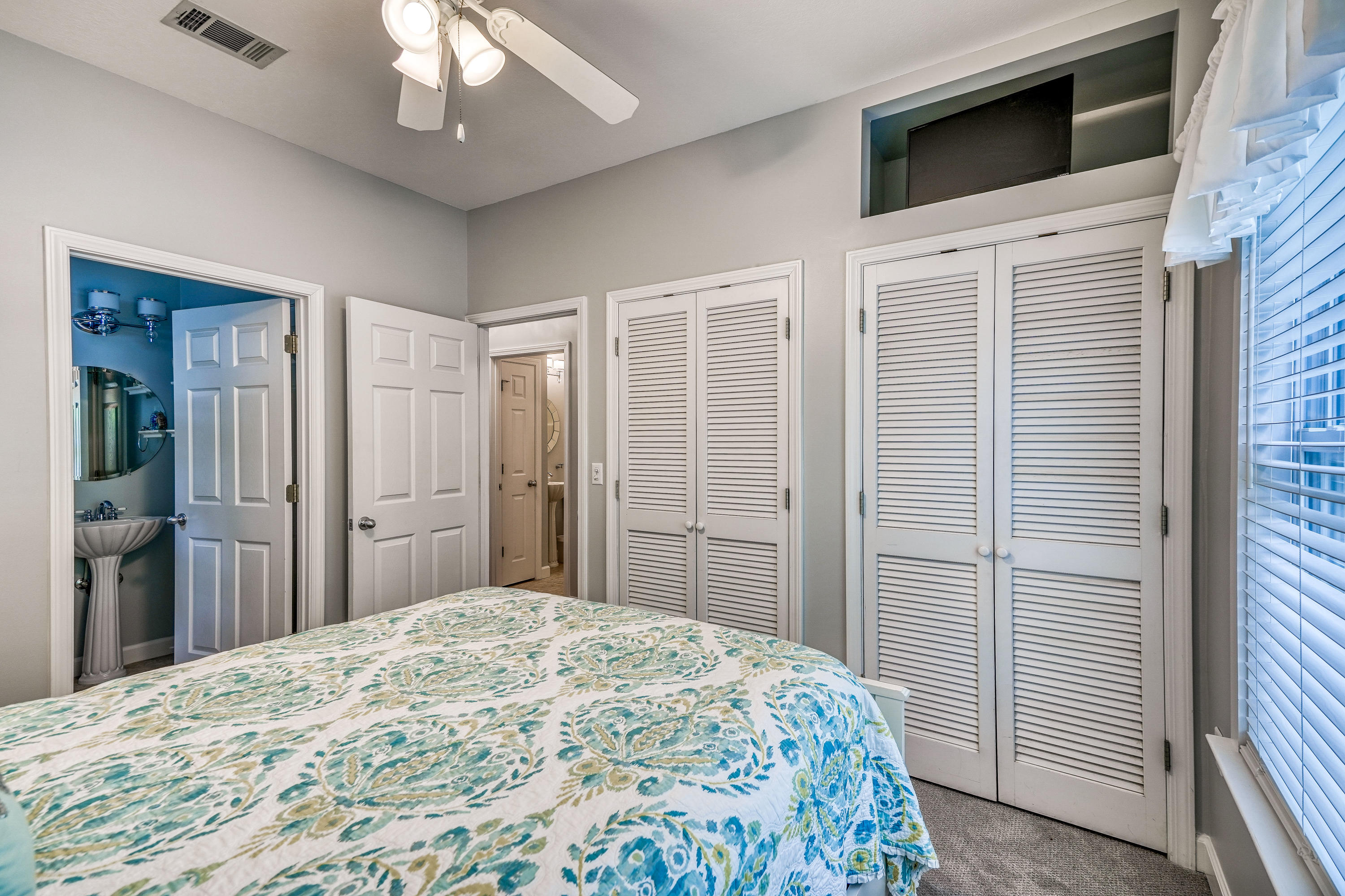 SEABREEZE - Residential