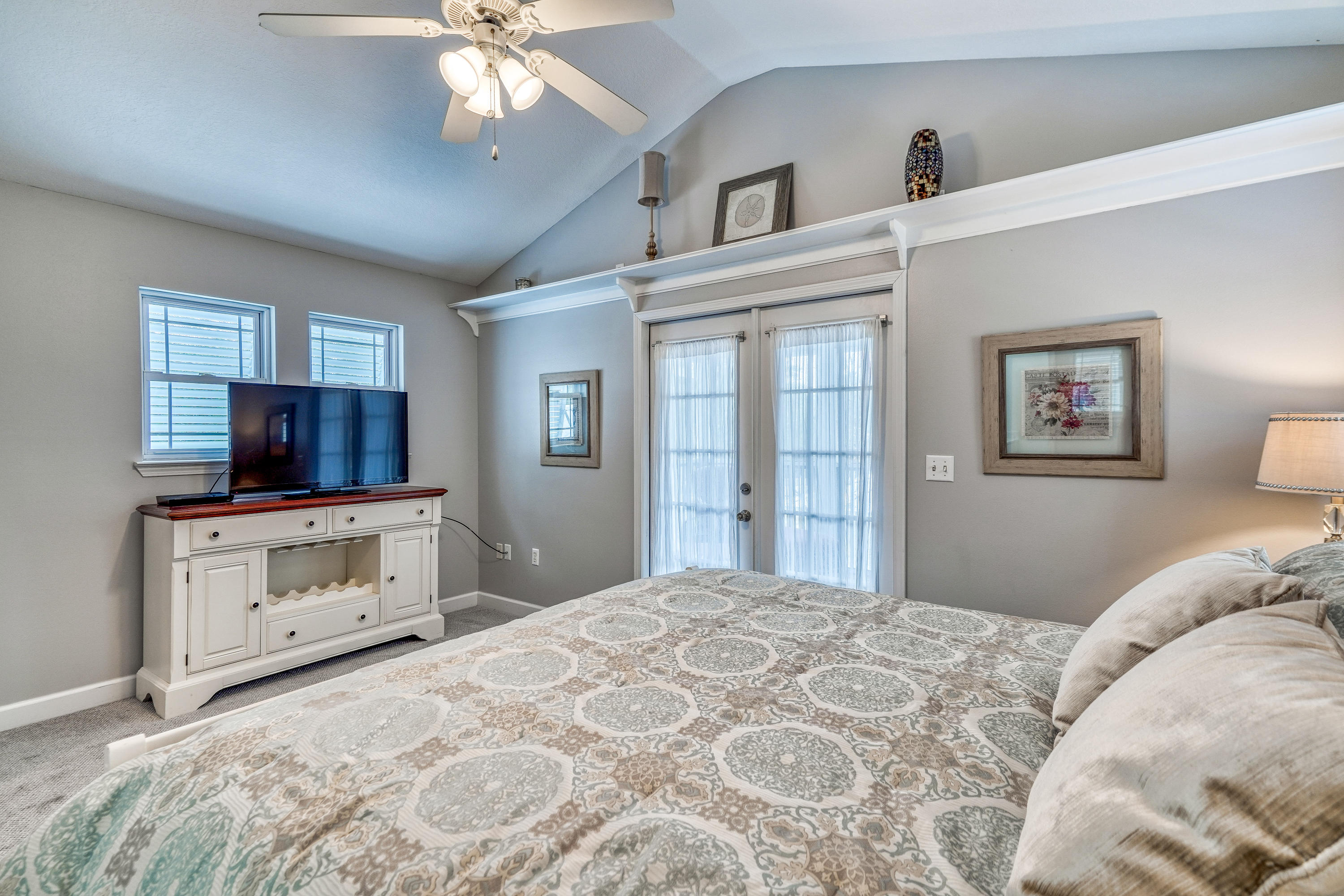 SEABREEZE - Residential