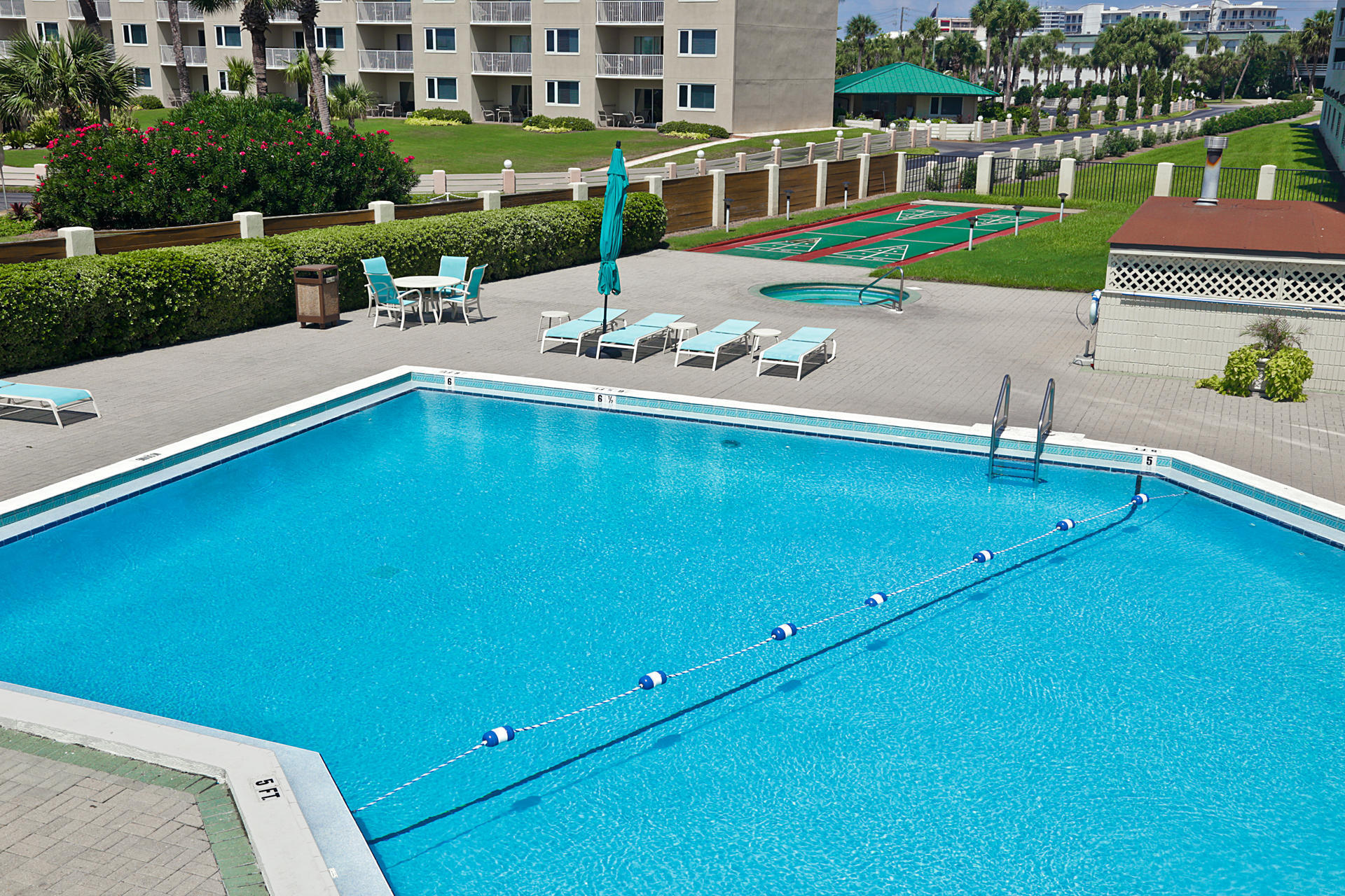 INLET REEF CLUB CONDO - Residential