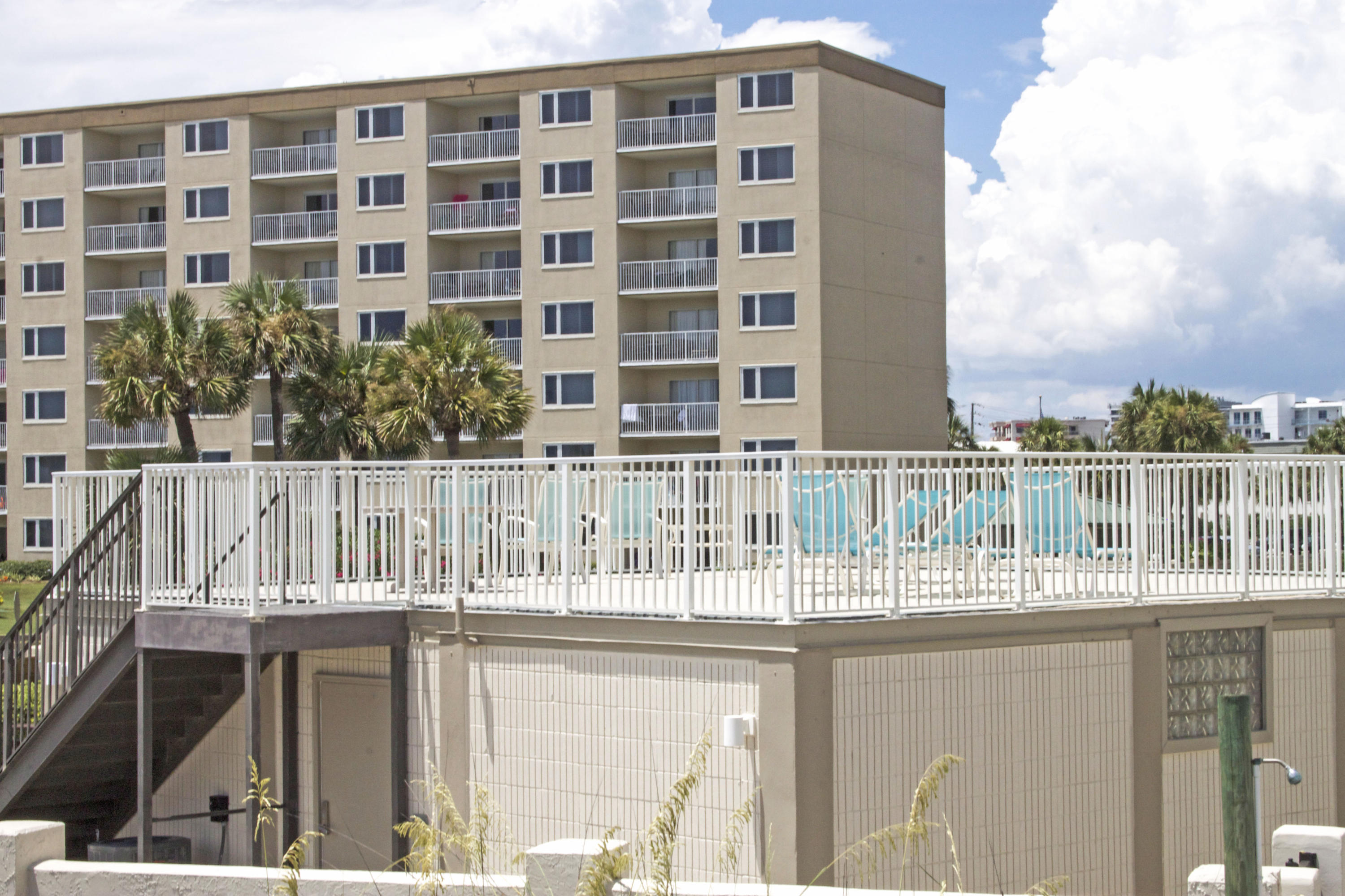INLET REEF CLUB CONDO - Residential