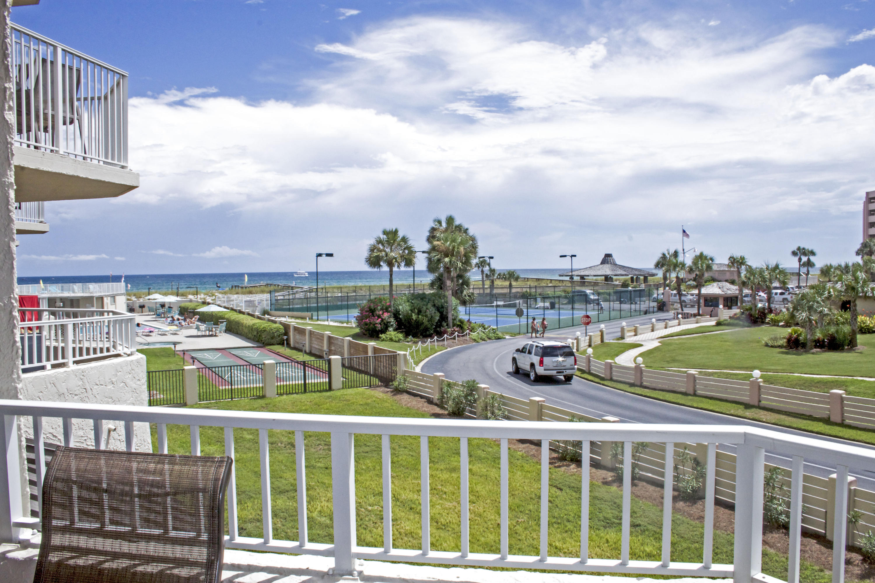 INLET REEF CLUB CONDO - Residential