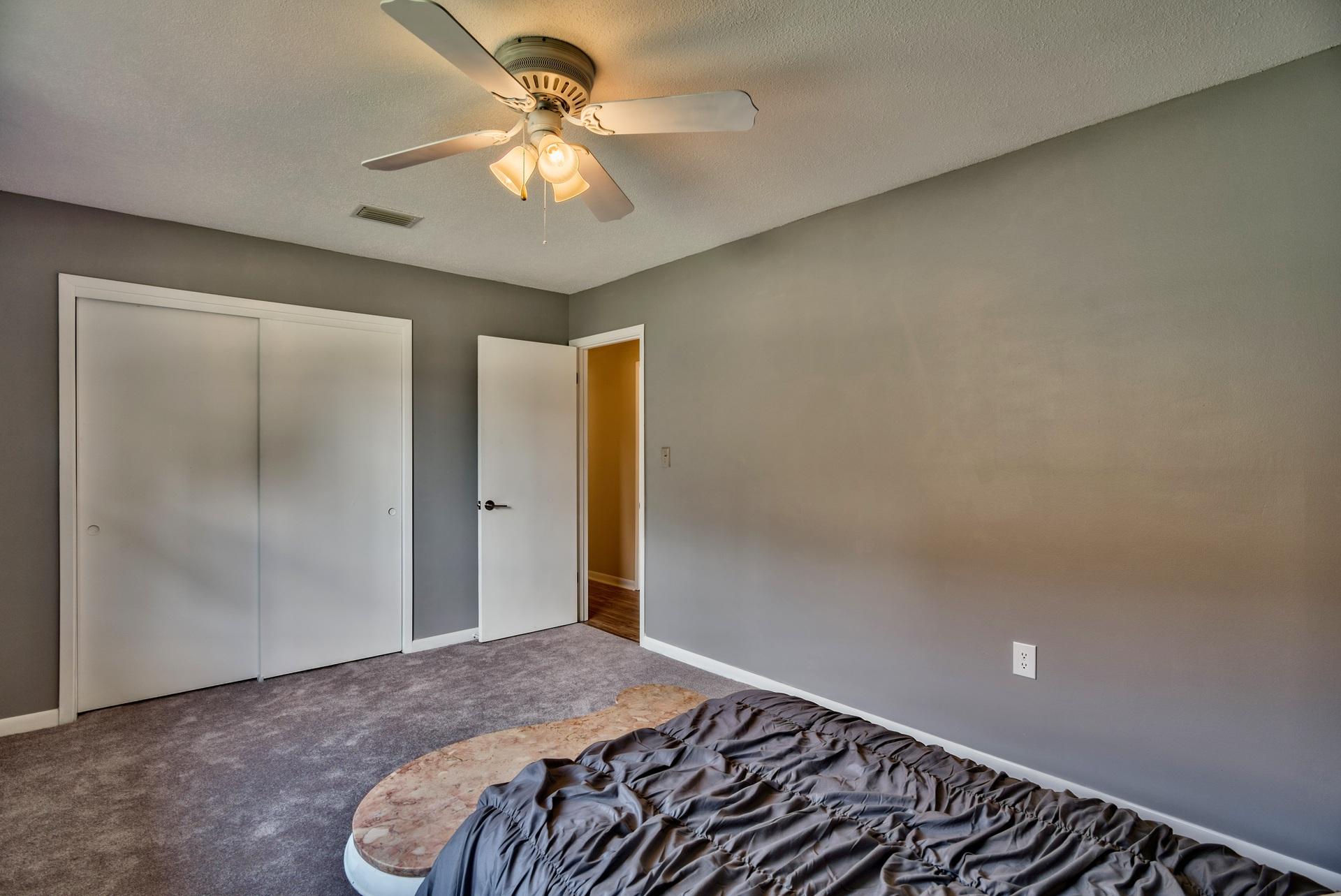 REGENCY PARK - Residential