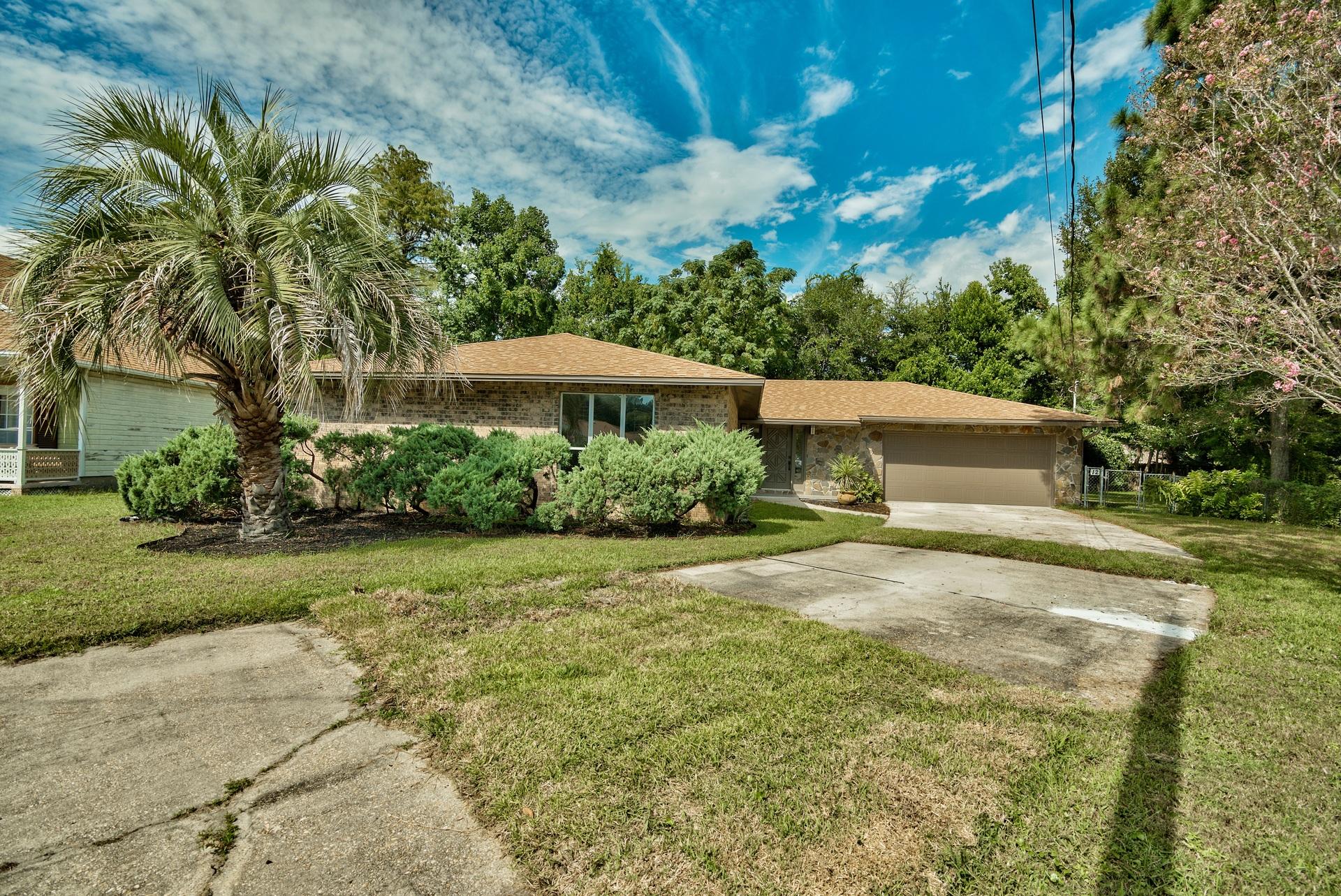 REGENCY PARK - Residential