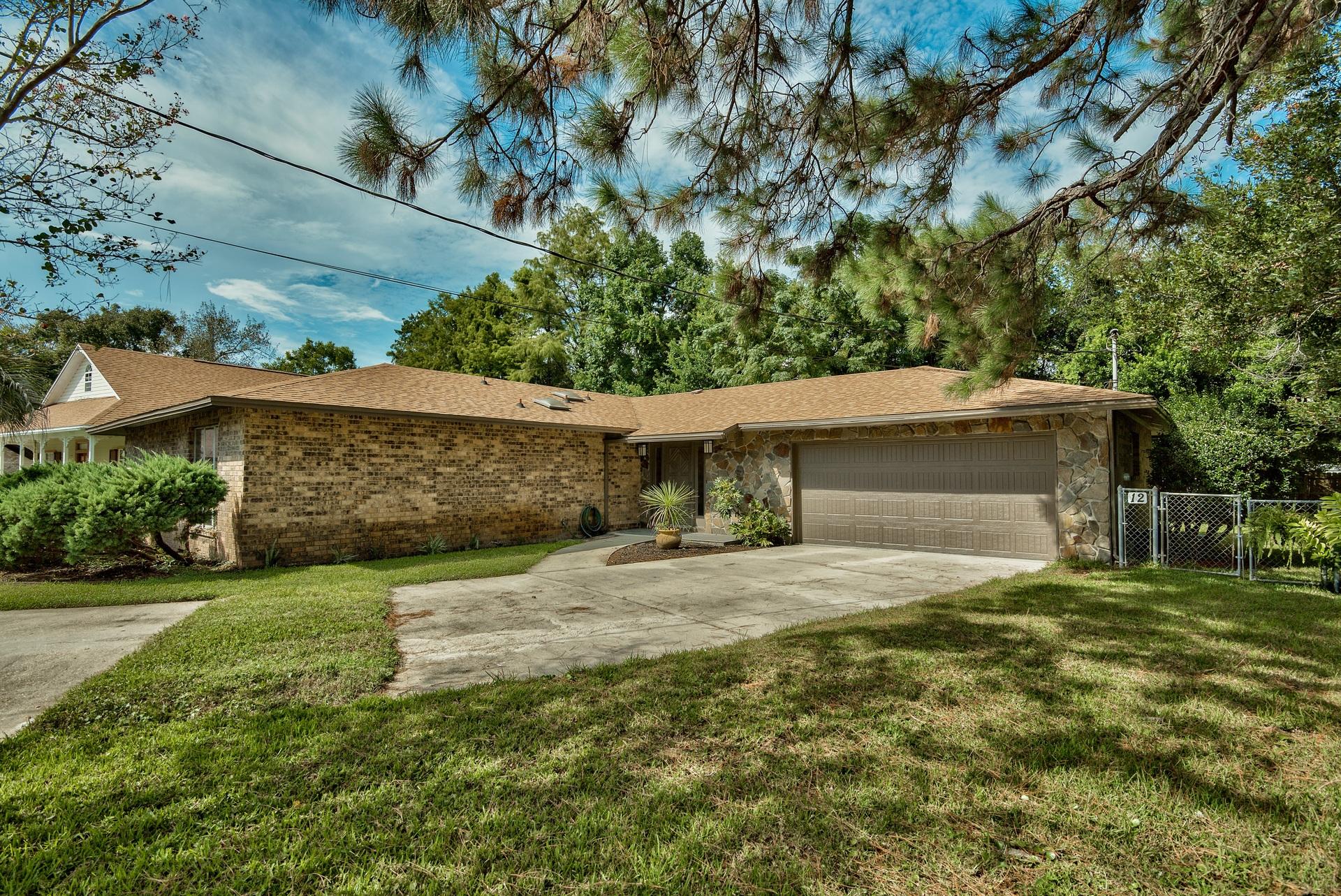 REGENCY PARK - Residential