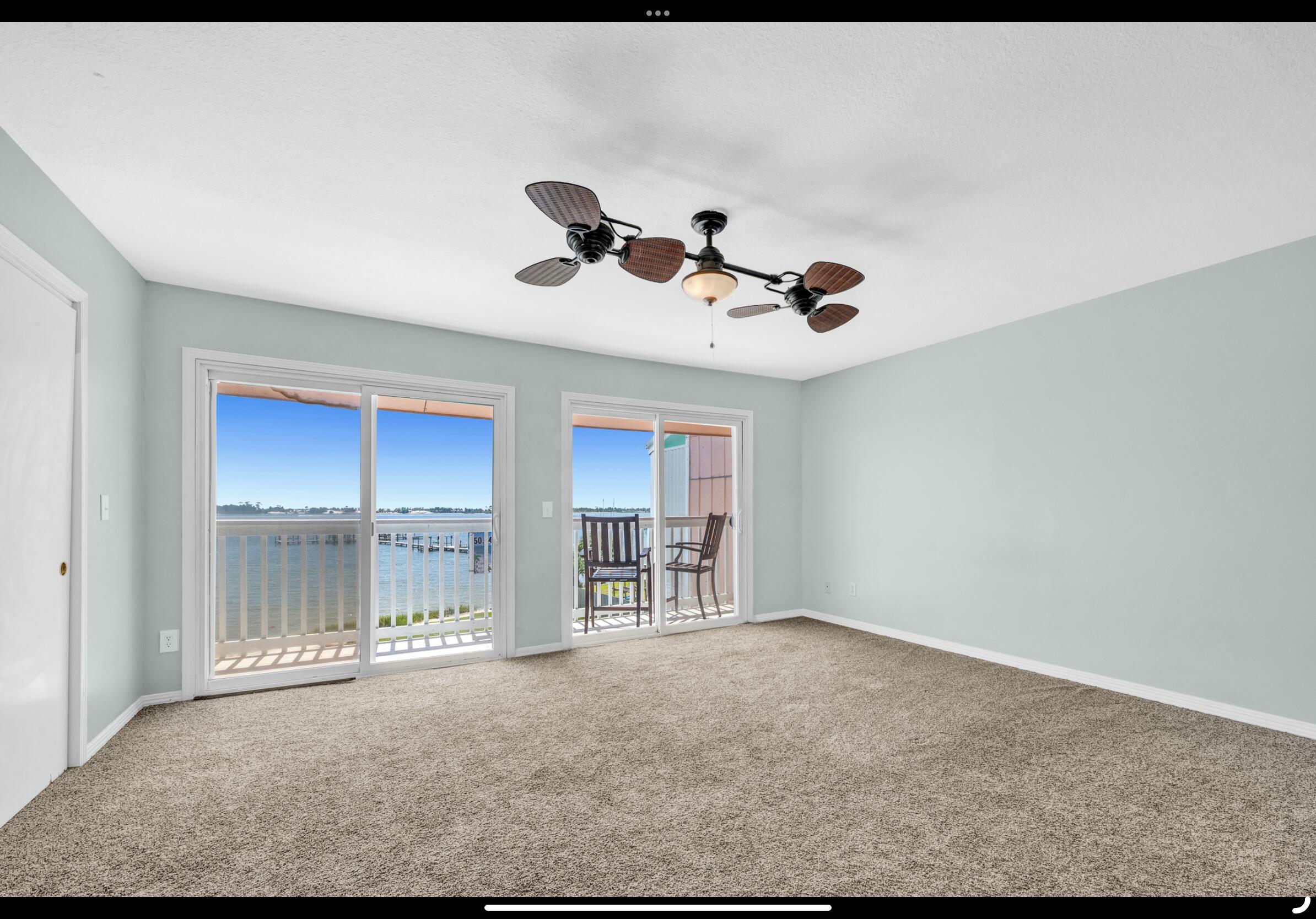 SEAVIEW WEST T/H - Residential
