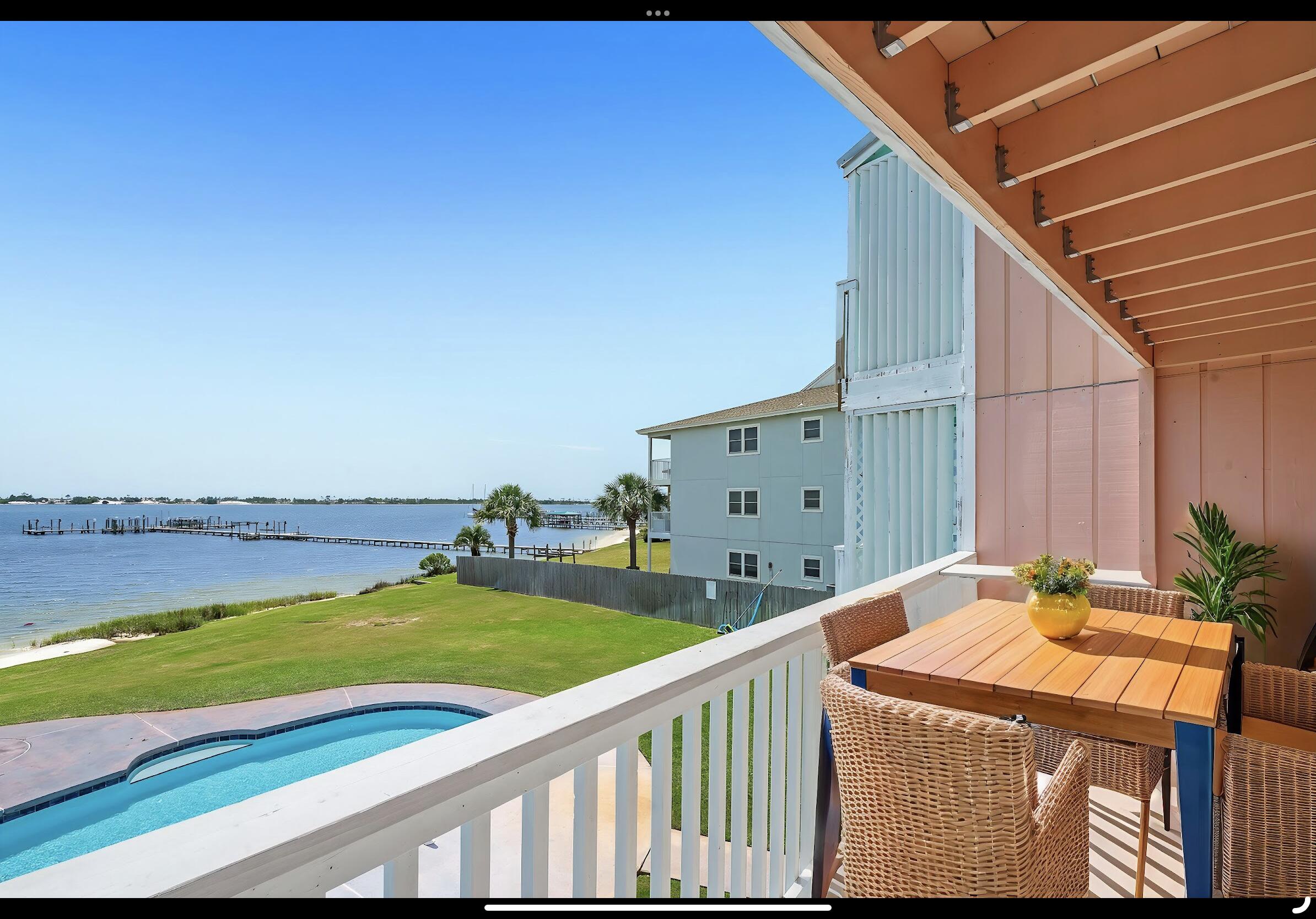 SEAVIEW WEST T/H - Residential