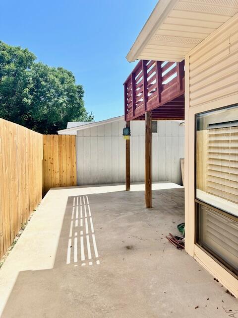 DONLABROOK GARDENS - Residential Lease