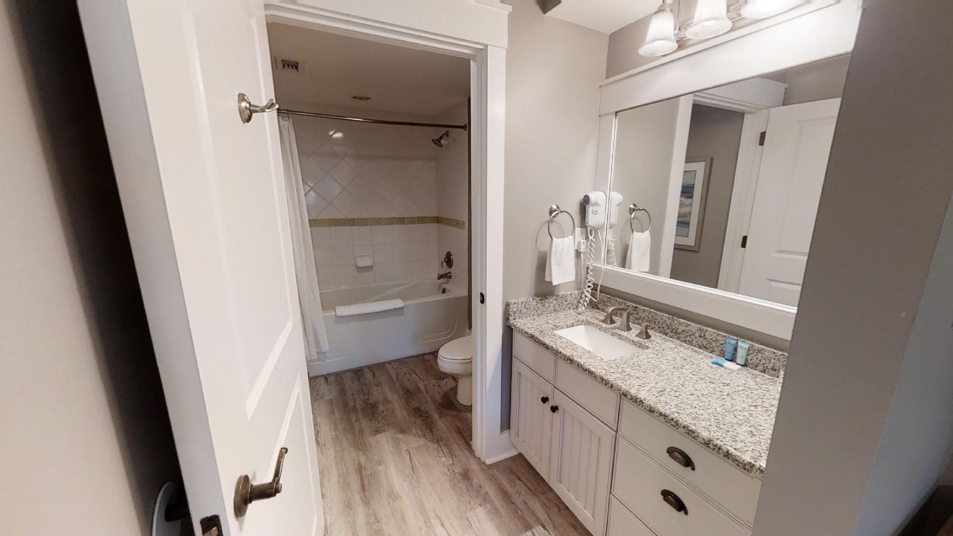 PILOT HOUSE - Residential