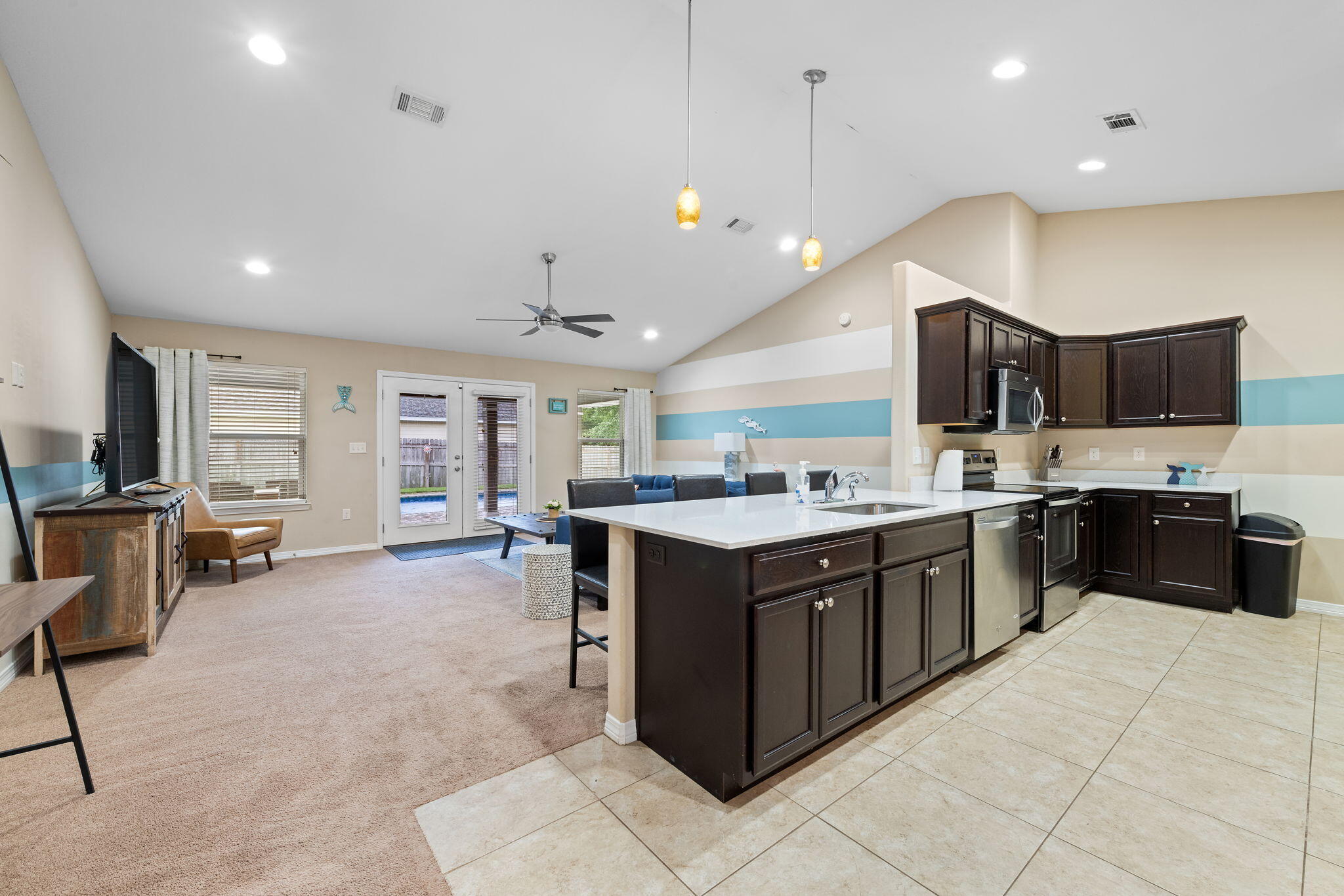 NAVARRE S/D 2ND ADDN - Residential