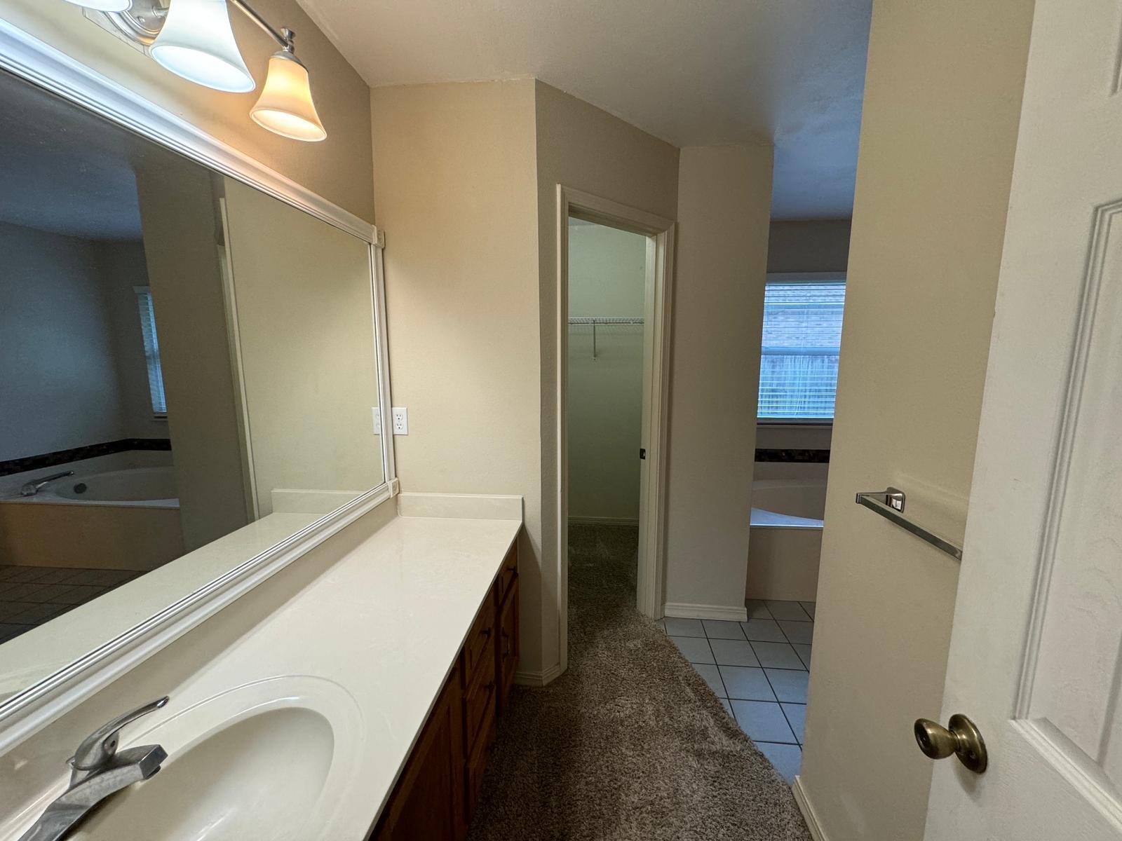 RAINTREE ESTATES - Residential Lease