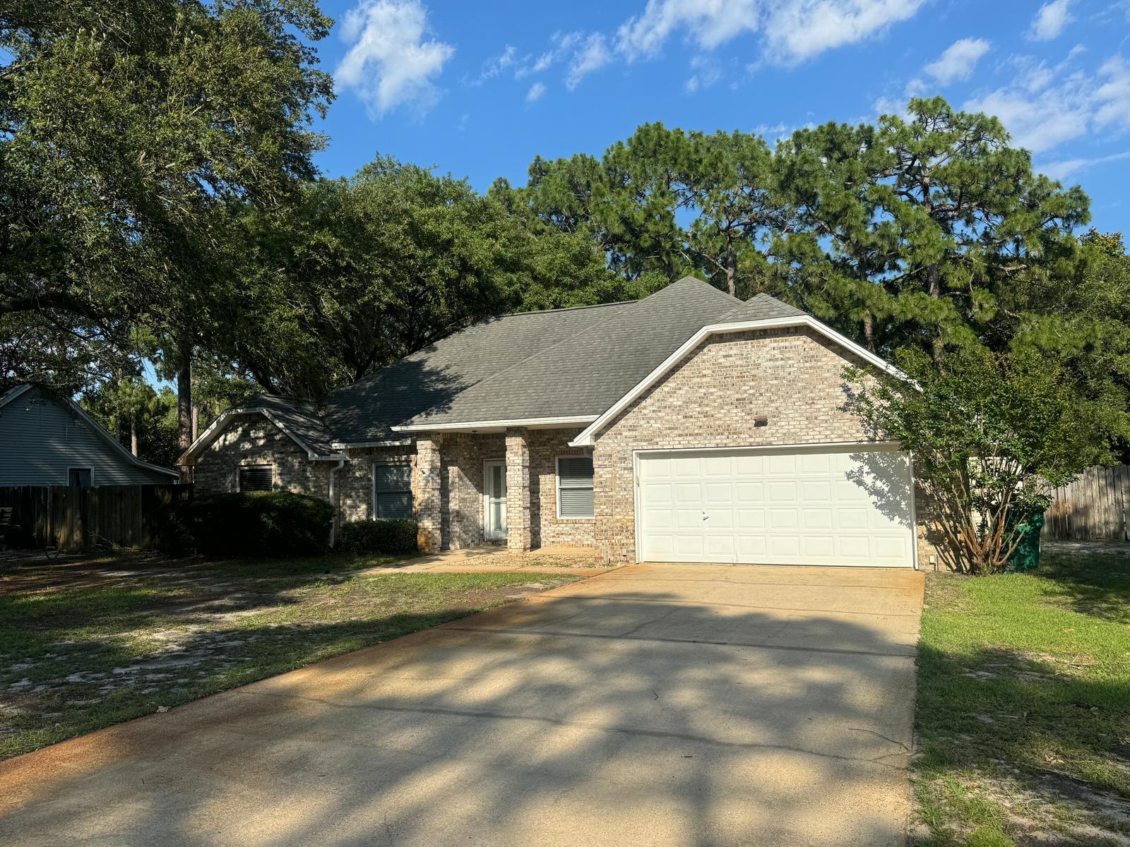 RAINTREE ESTATES - Residential Lease