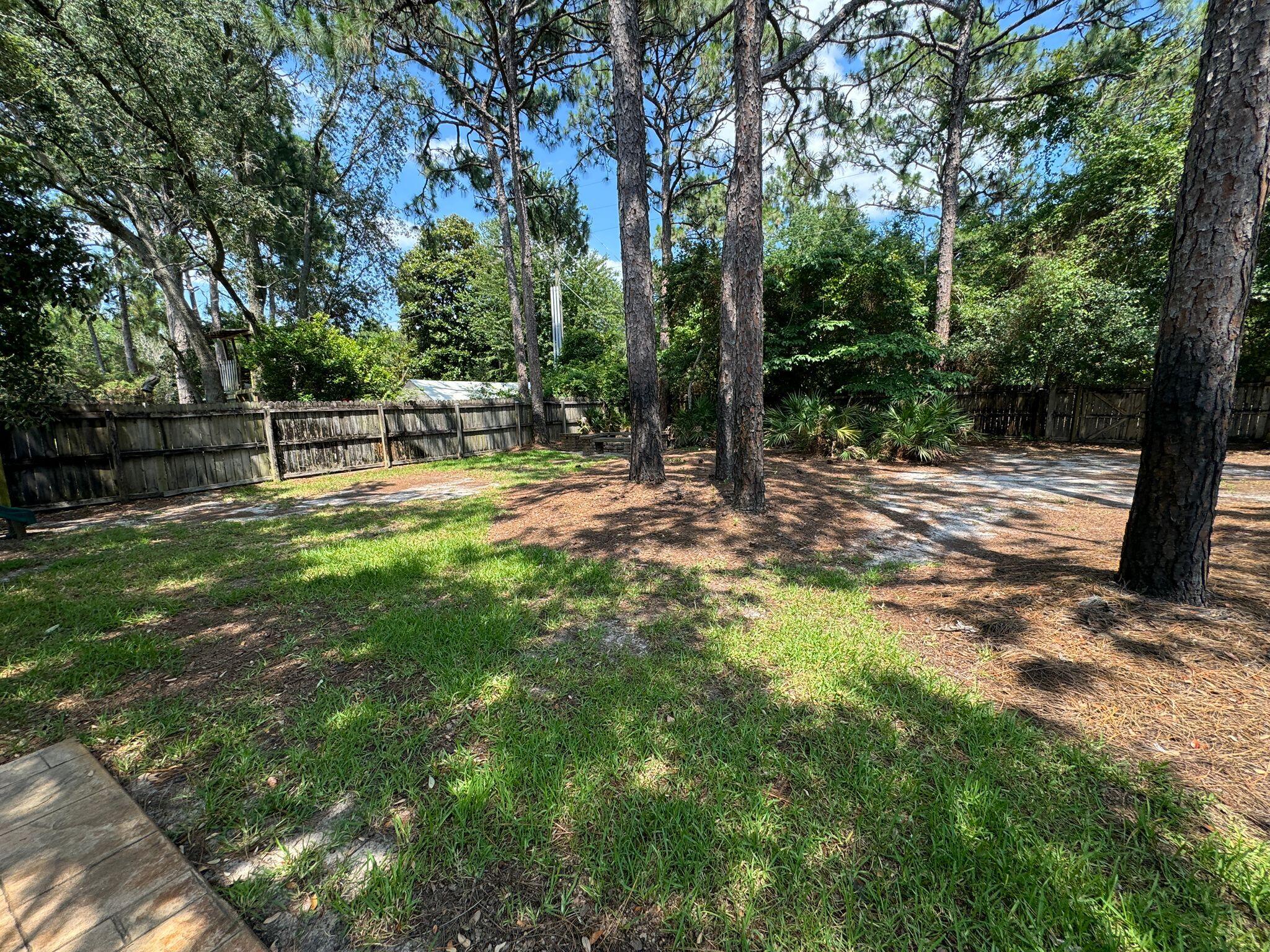 RAINTREE ESTATES - Residential Lease