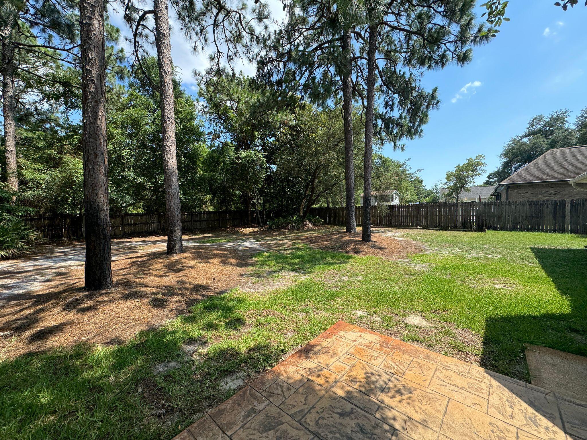 RAINTREE ESTATES - Residential Lease
