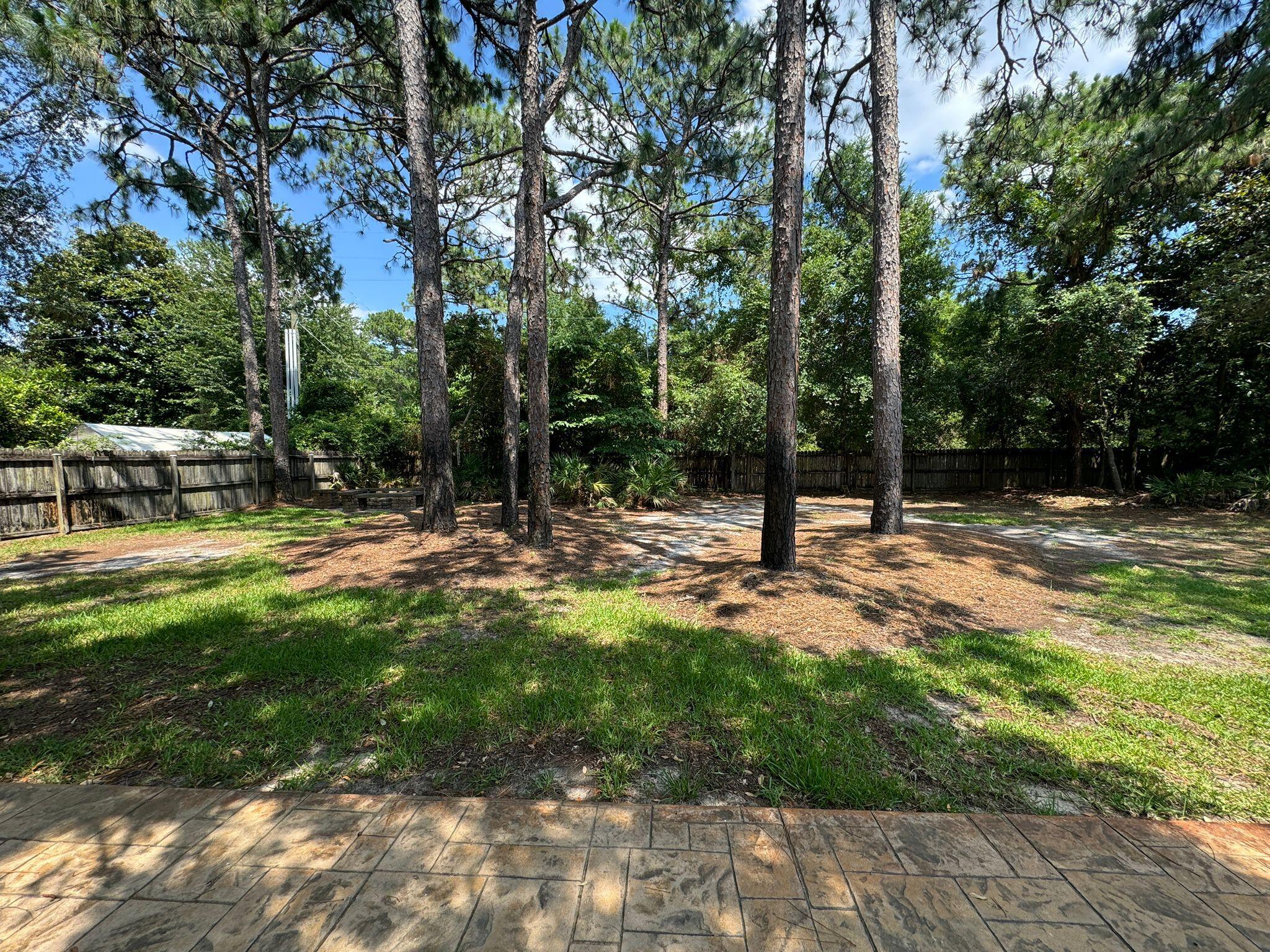 RAINTREE ESTATES - Residential Lease