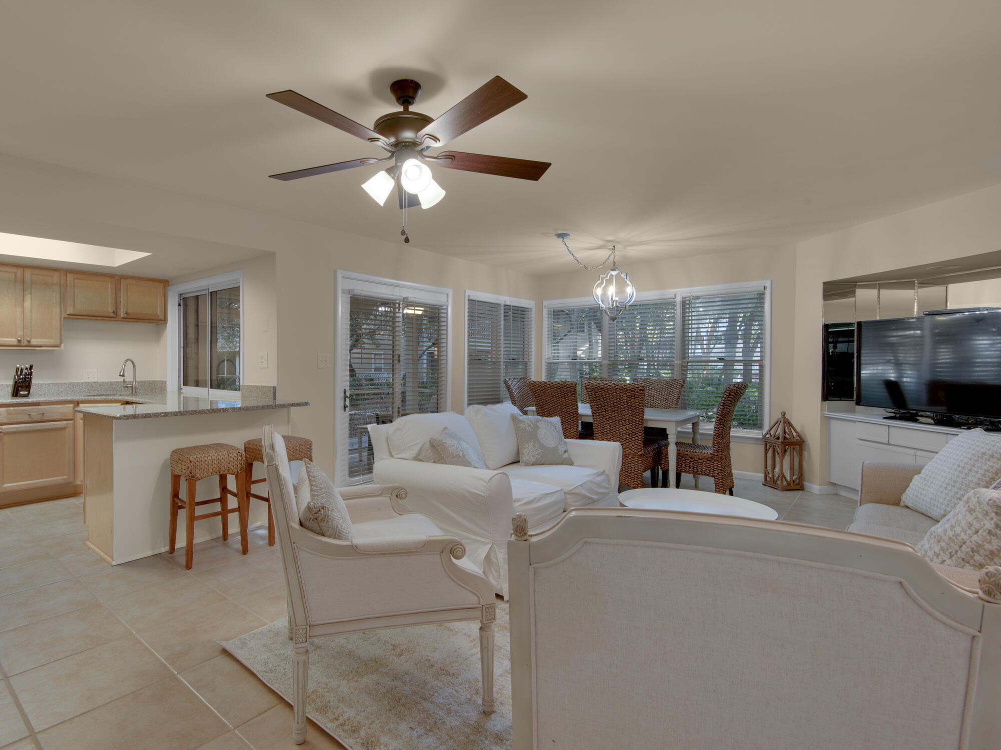 HIDDEN DUNES BEACH COTTAGES 1 - Residential