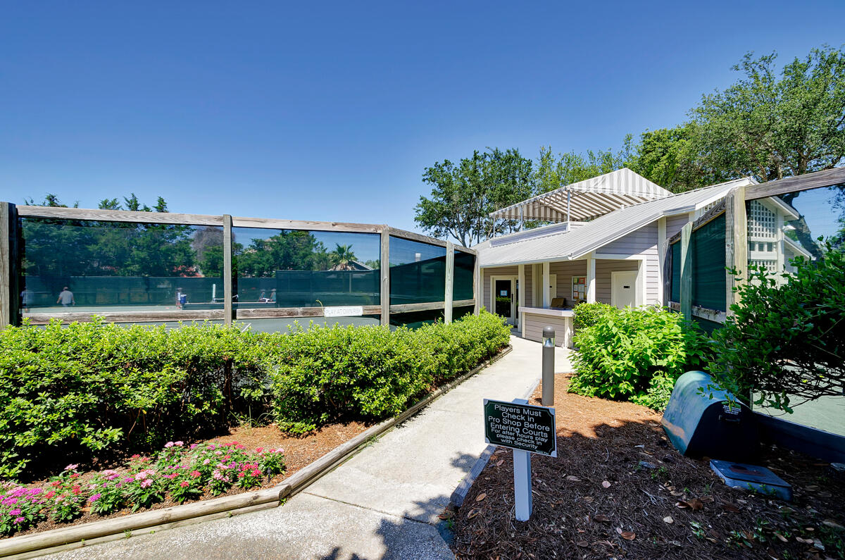 HIDDEN DUNES BEACH COTTAGES 1 - Residential