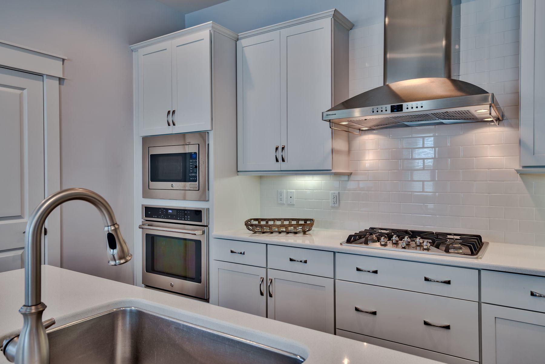 NATUREWALK AT SEAGROVE - Residential