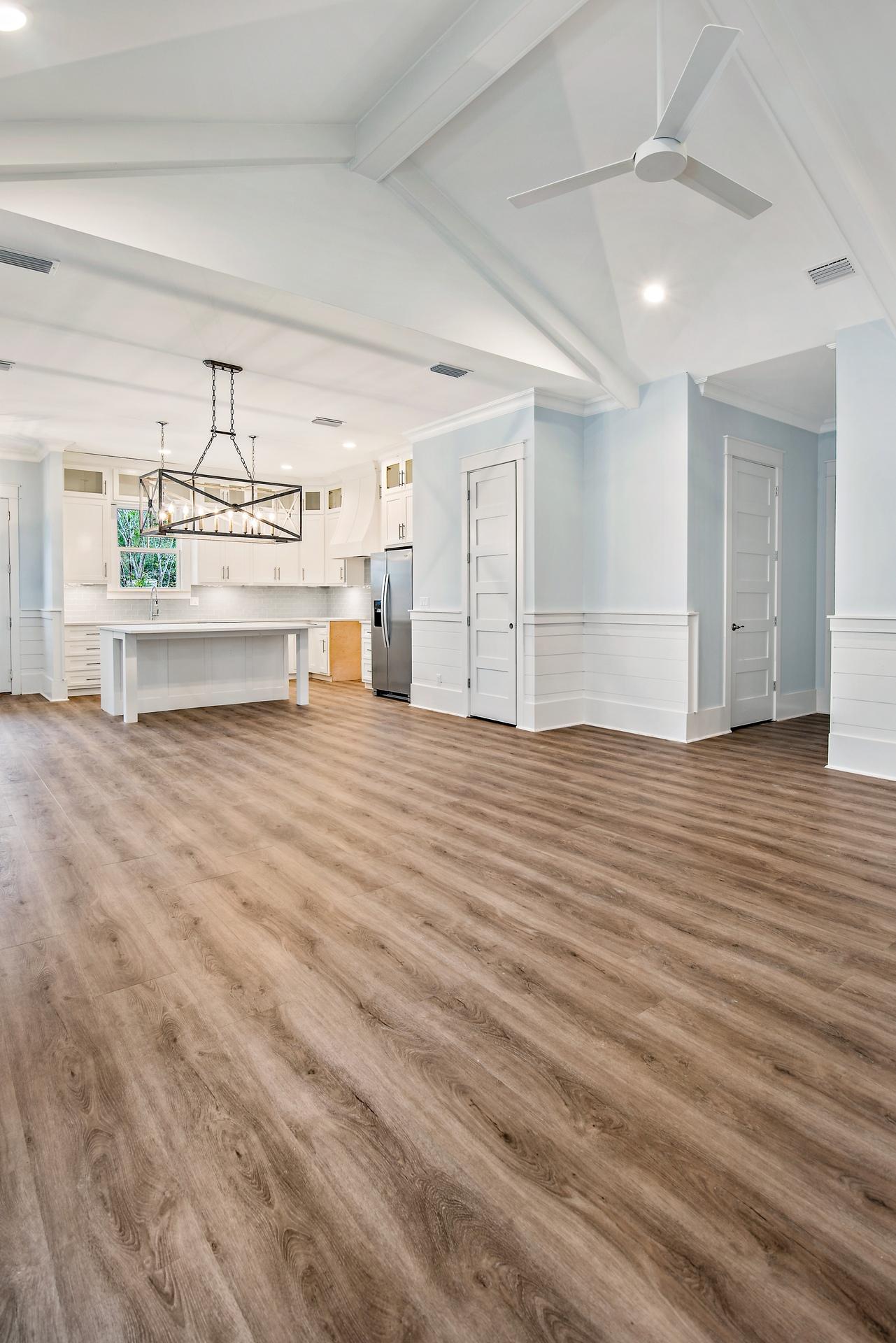 MAGNOLIA BEACH - Residential