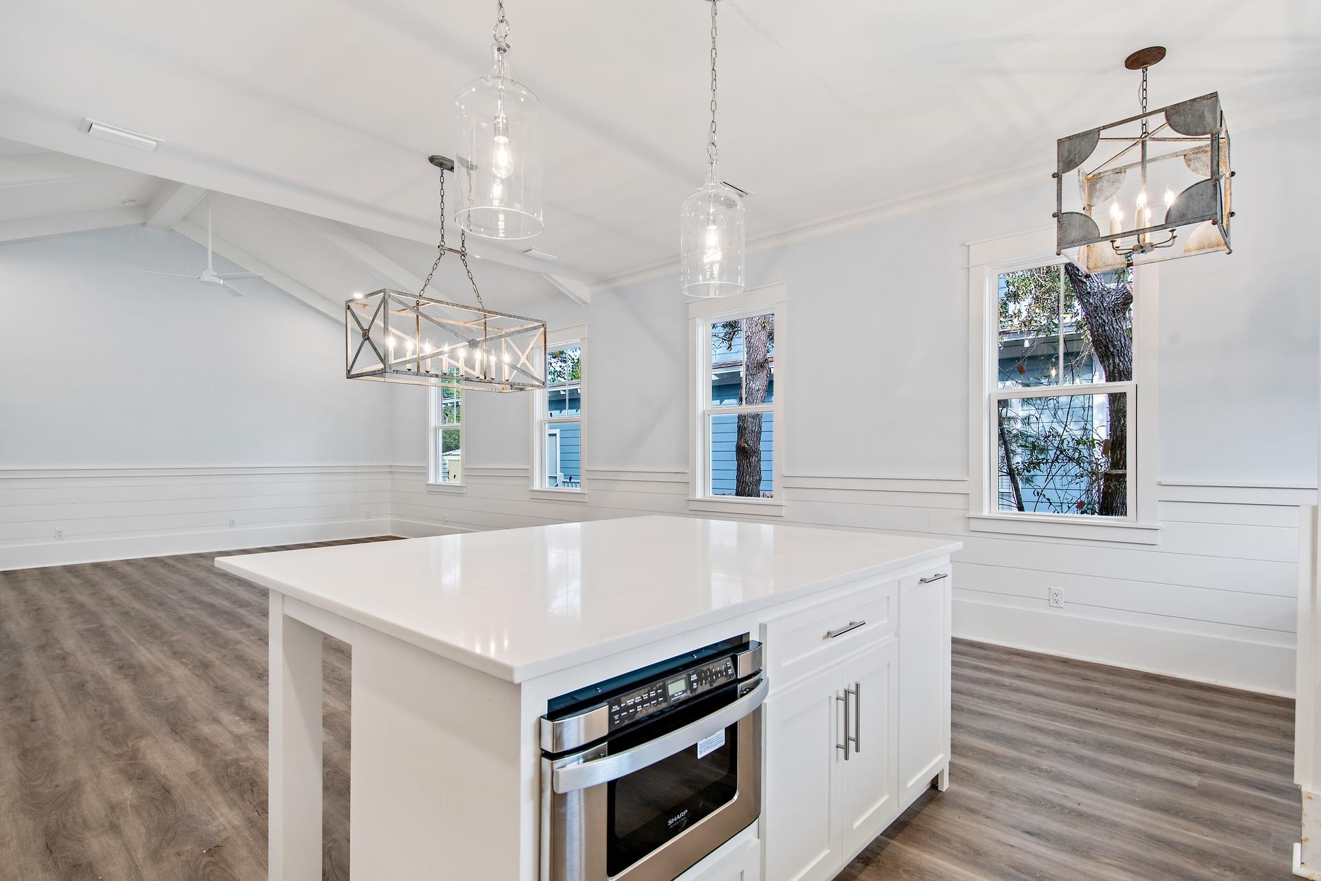 MAGNOLIA BEACH - Residential