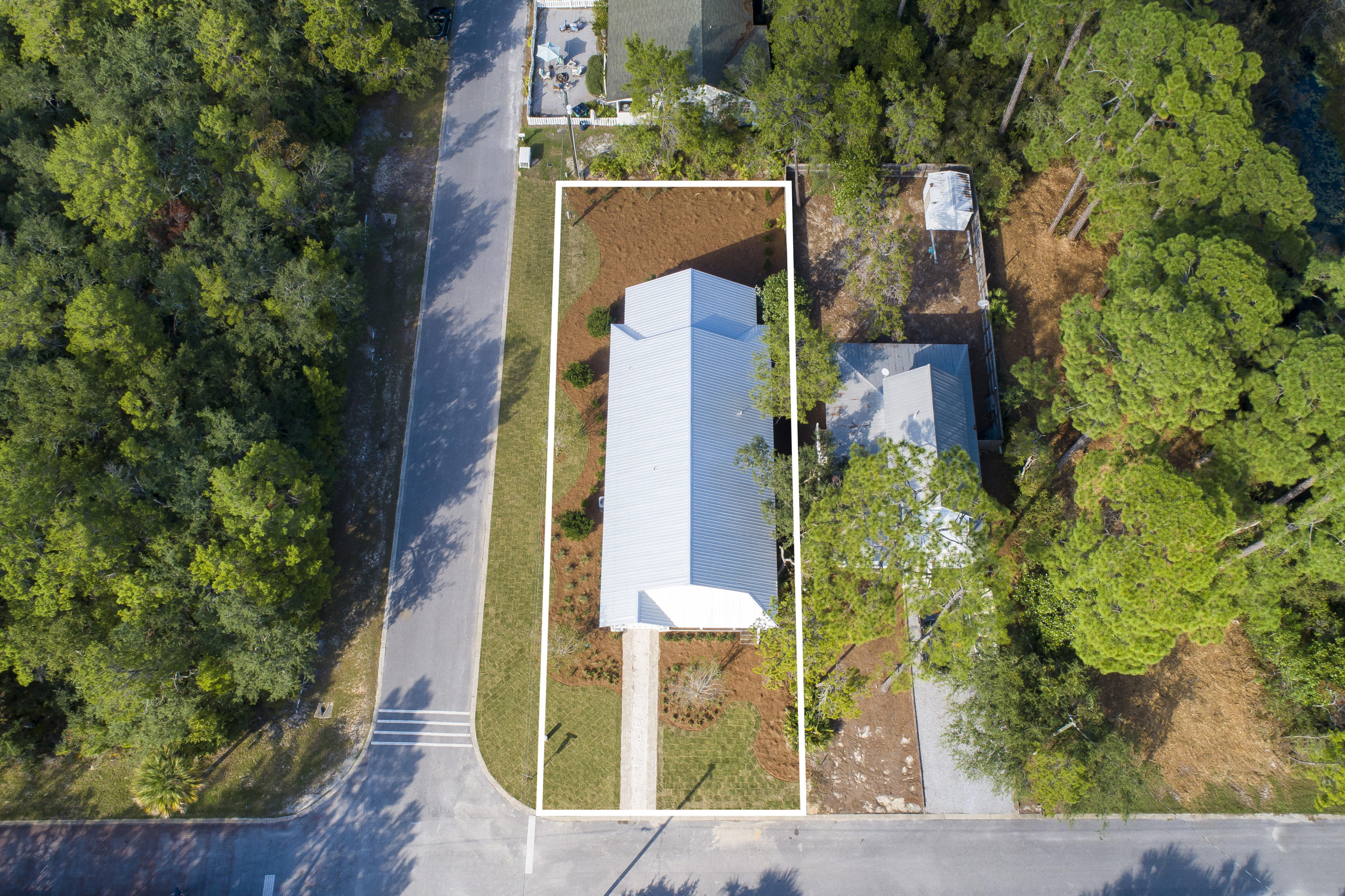 MAGNOLIA BEACH - Residential