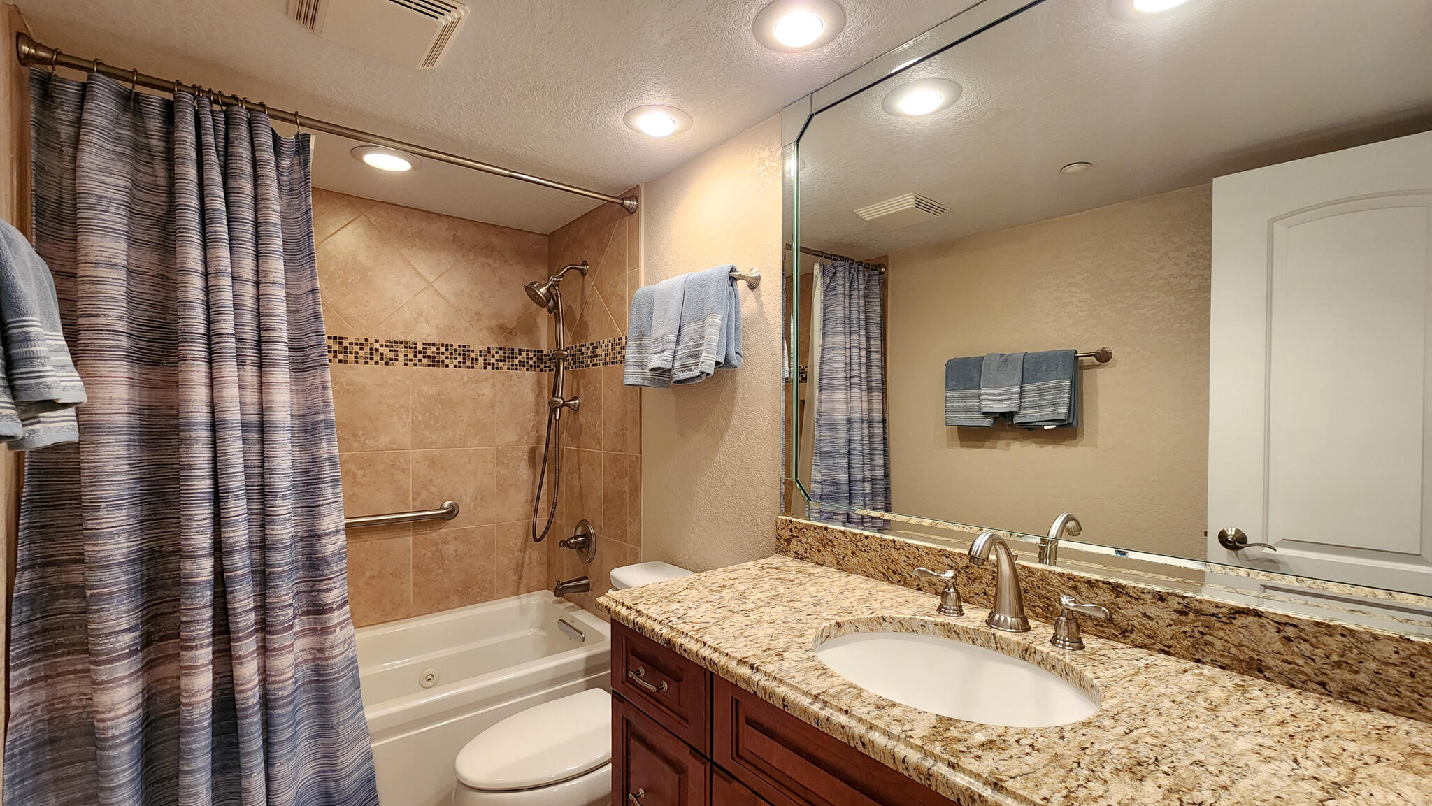 BREAKERS OF FWB PH 1 - Residential