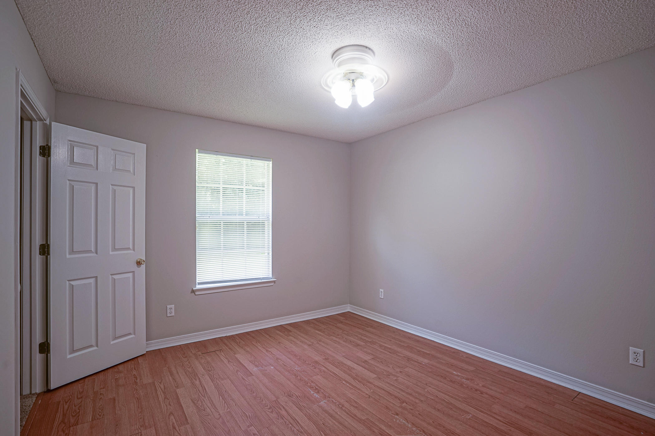 Country Breeze East - Residential