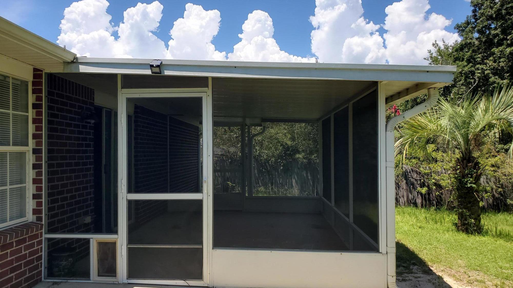 Country Breeze East - Residential