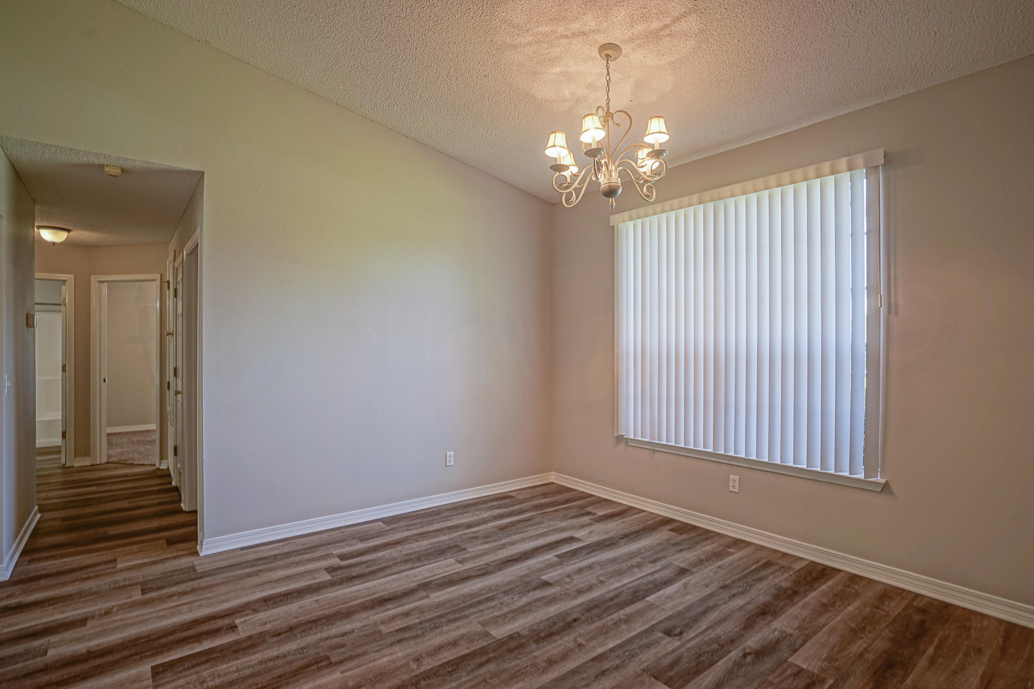 Country Breeze East - Residential