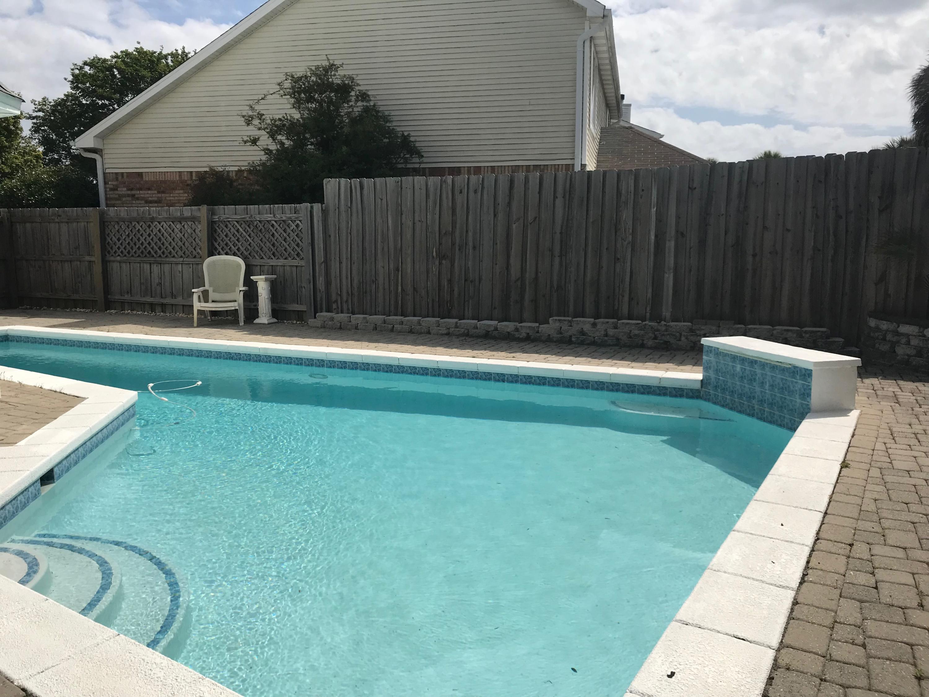 HARBOR BREEZE - Residential Lease