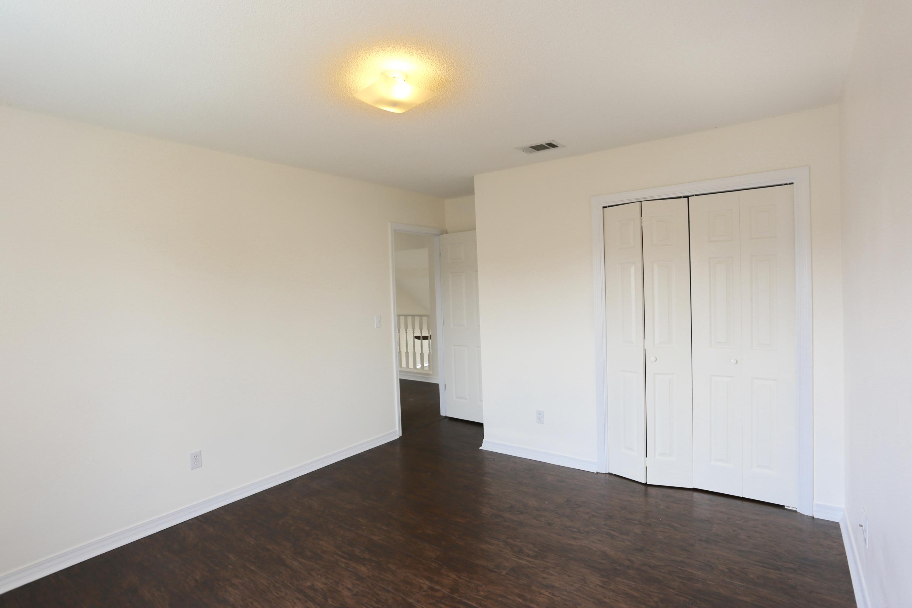 HARBOR BREEZE - Residential Lease