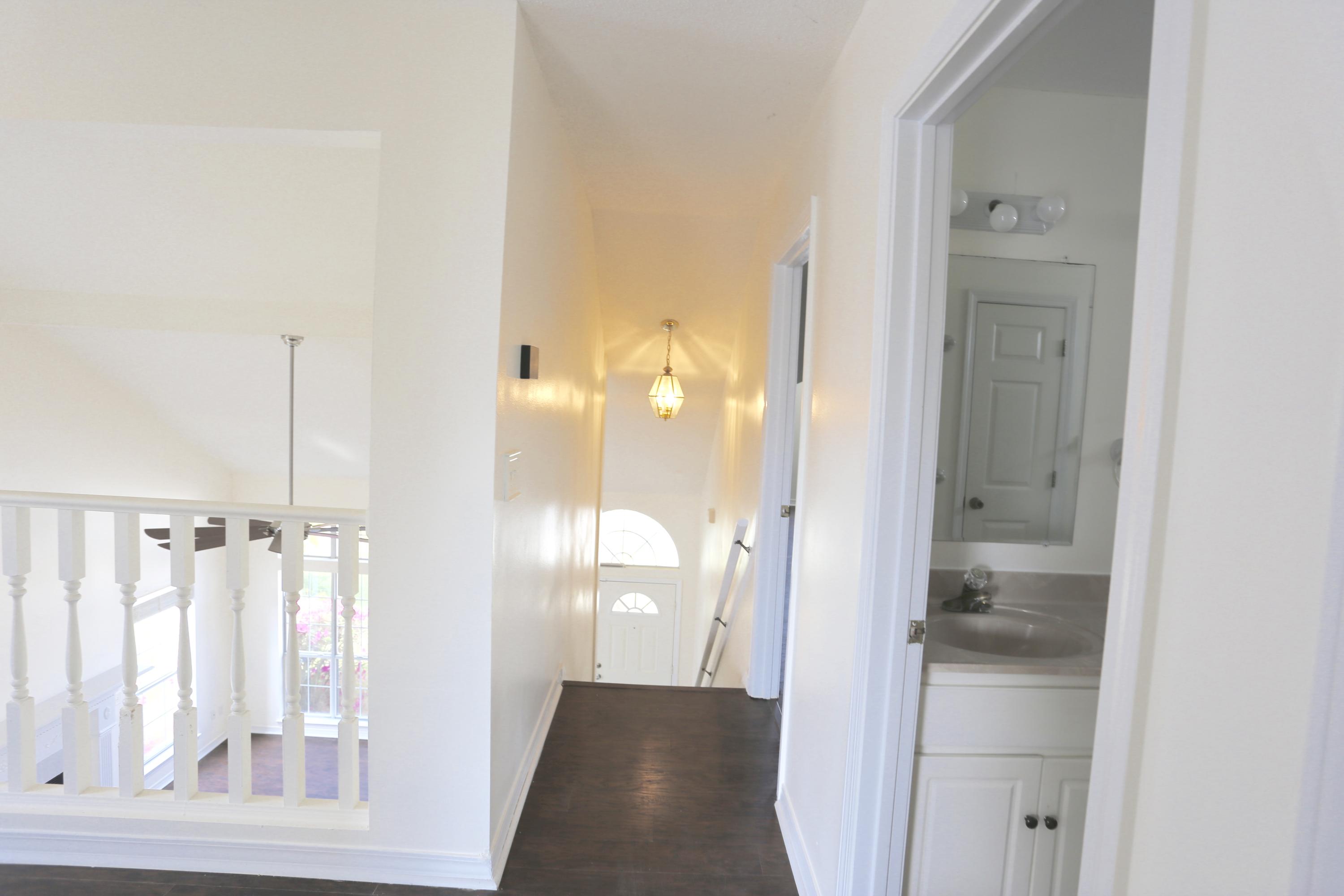 HARBOR BREEZE - Residential Lease