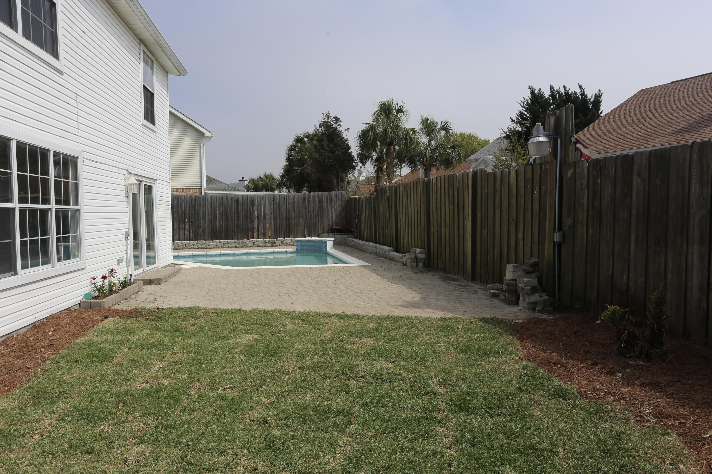 HARBOR BREEZE - Residential Lease