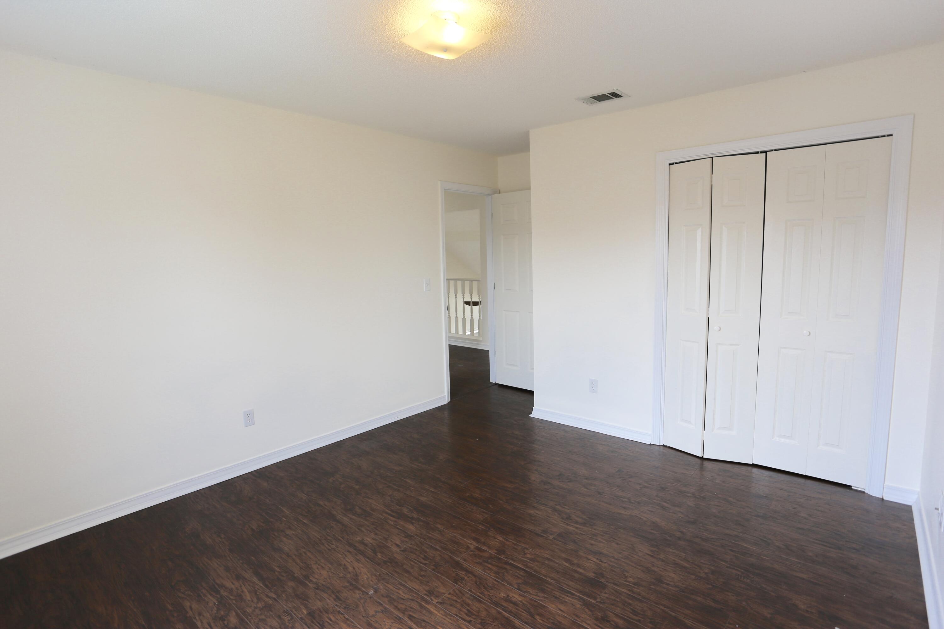 HARBOR BREEZE - Residential Lease