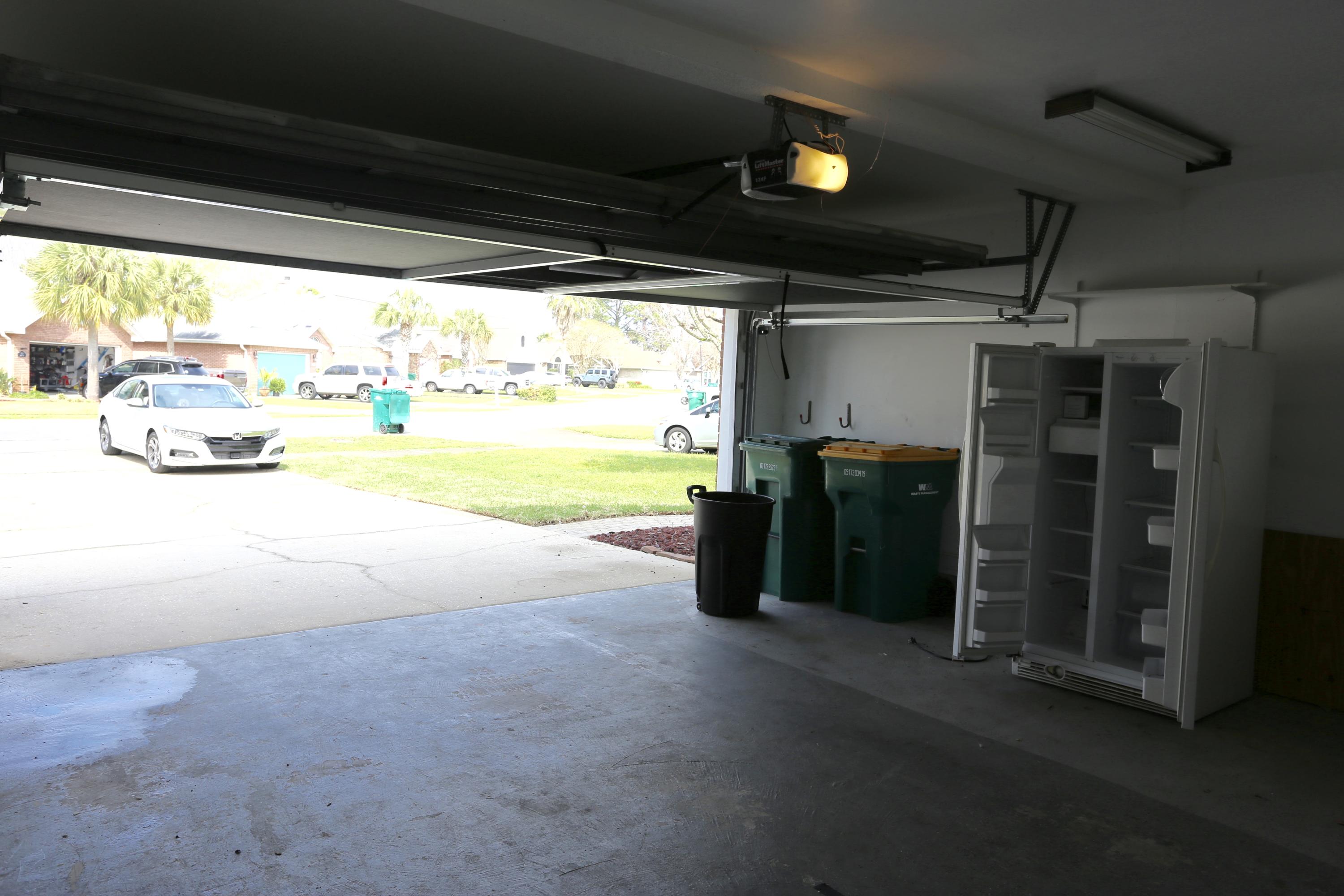 HARBOR BREEZE - Residential Lease