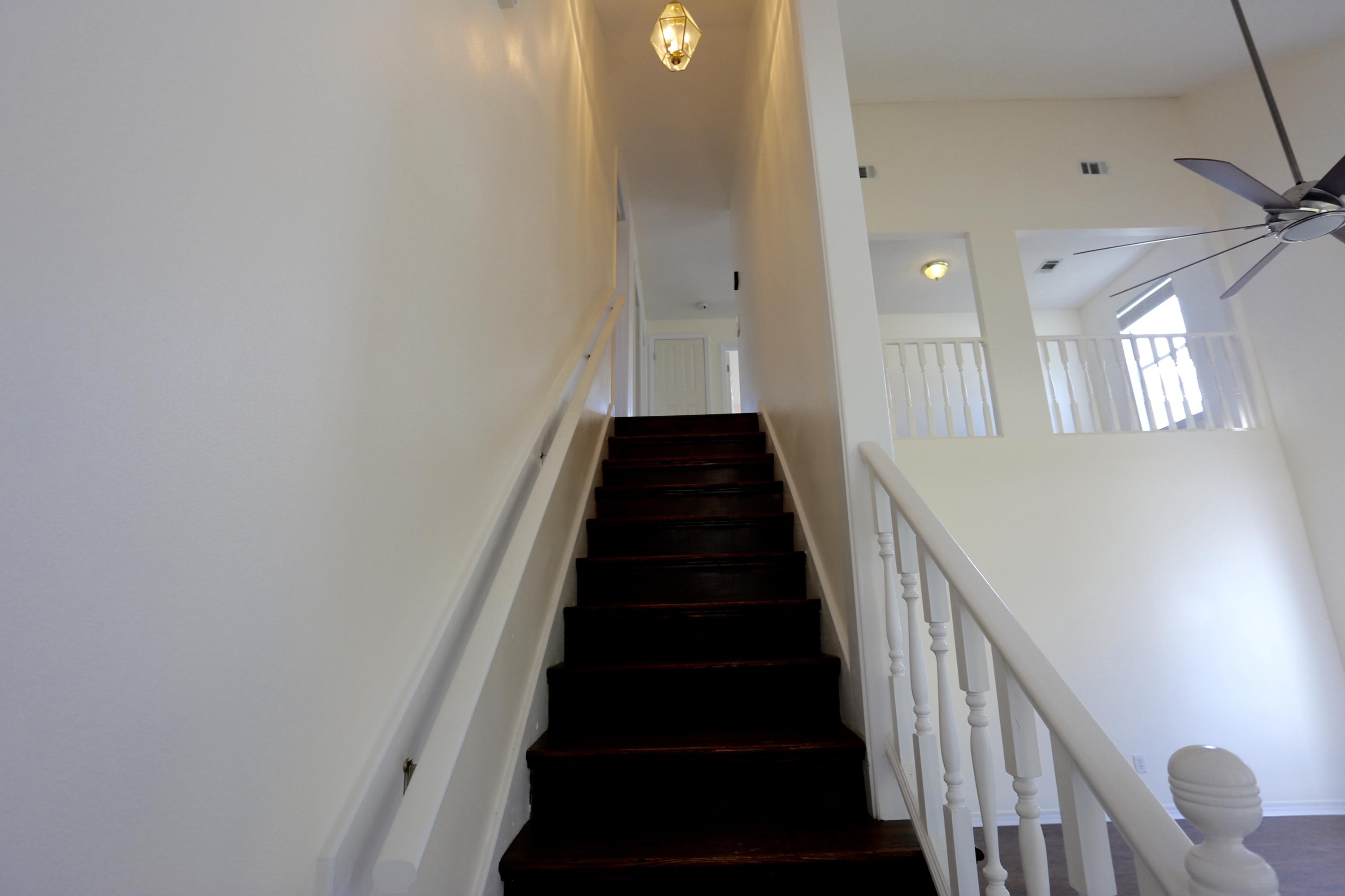 HARBOR BREEZE - Residential Lease